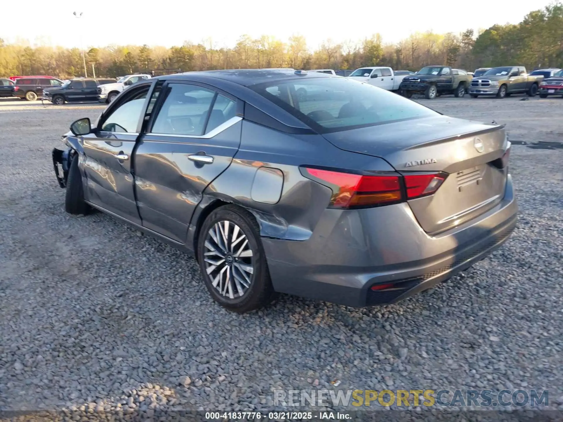 3 Фотография поврежденного автомобиля 1N4BL4DV4RN356549 NISSAN ALTIMA 2024
