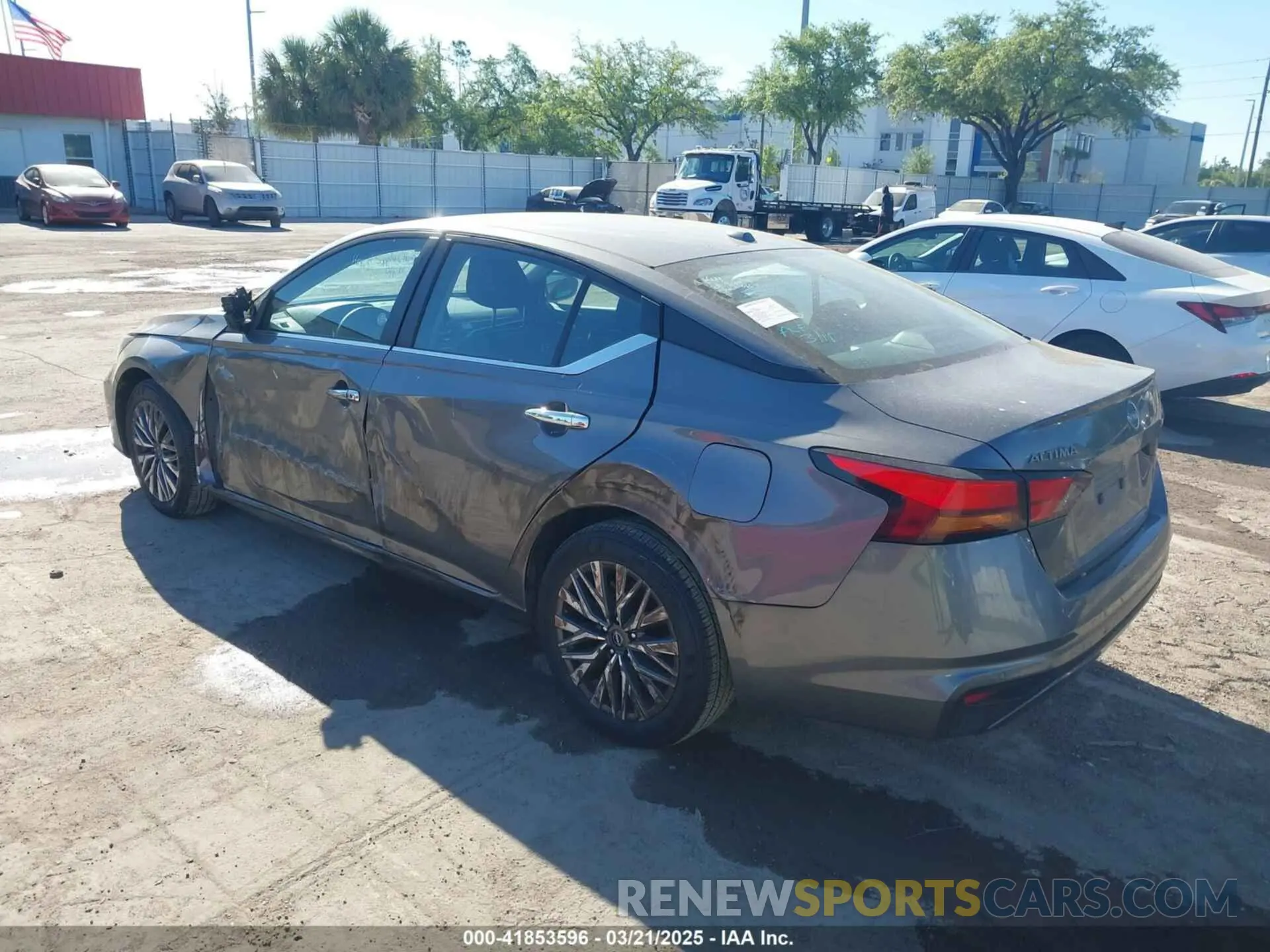 3 Фотография поврежденного автомобиля 1N4BL4DV4RN382469 NISSAN ALTIMA 2024