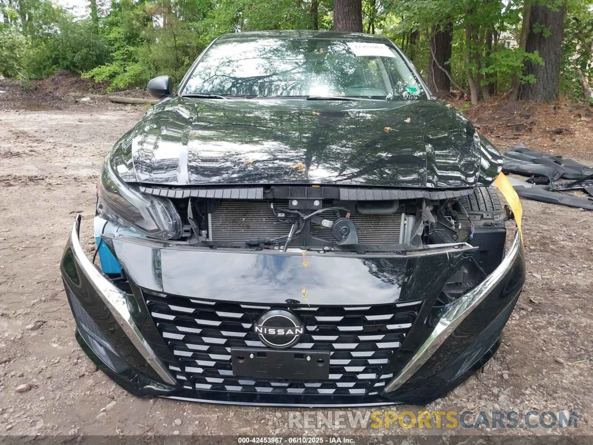 18 Photograph of a damaged car 1N4BL4DV4RN385761 NISSAN ALTIMA 2024