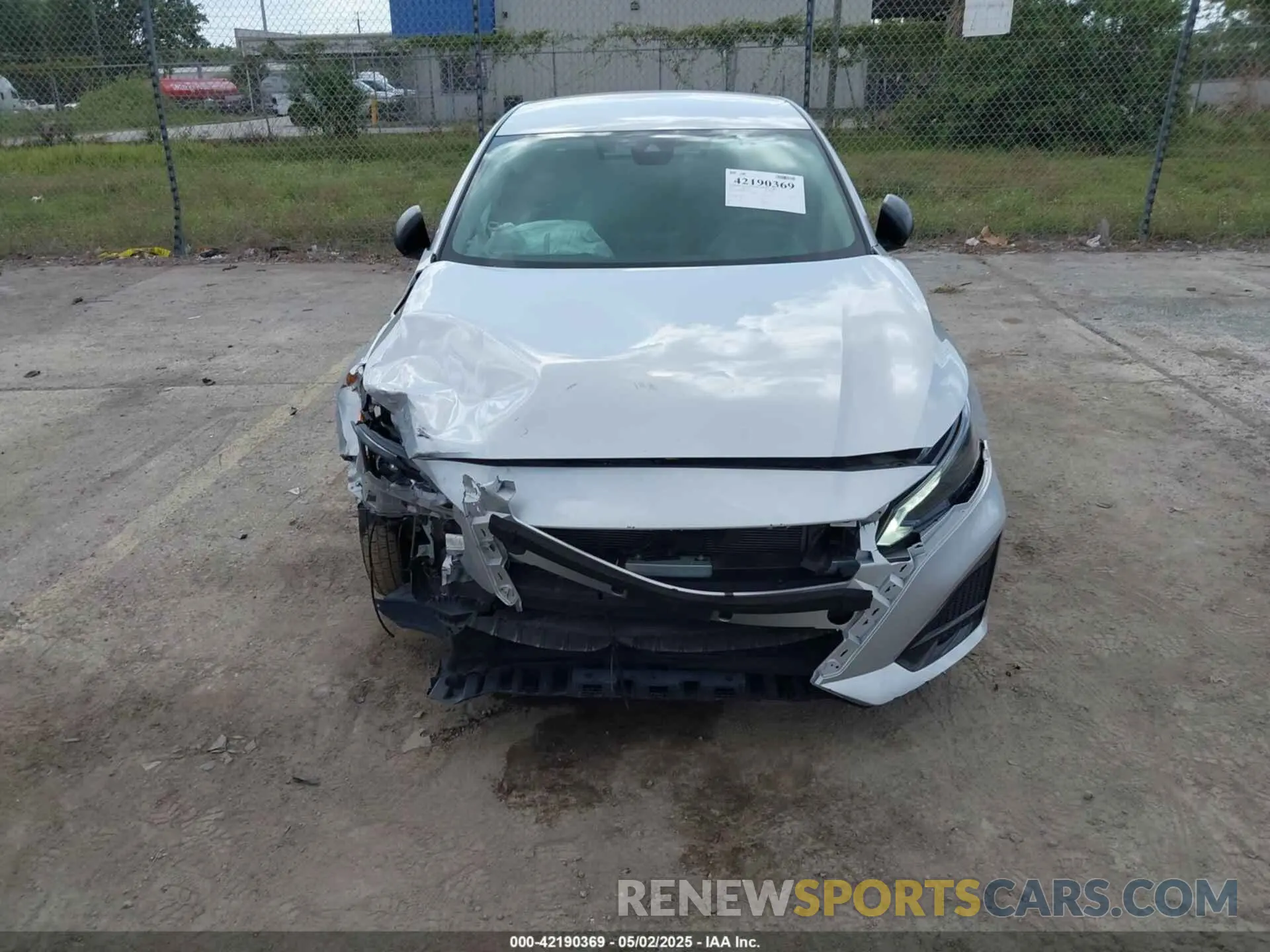 12 Photograph of a damaged car 1N4BL4DV5RN375319 NISSAN ALTIMA 2024