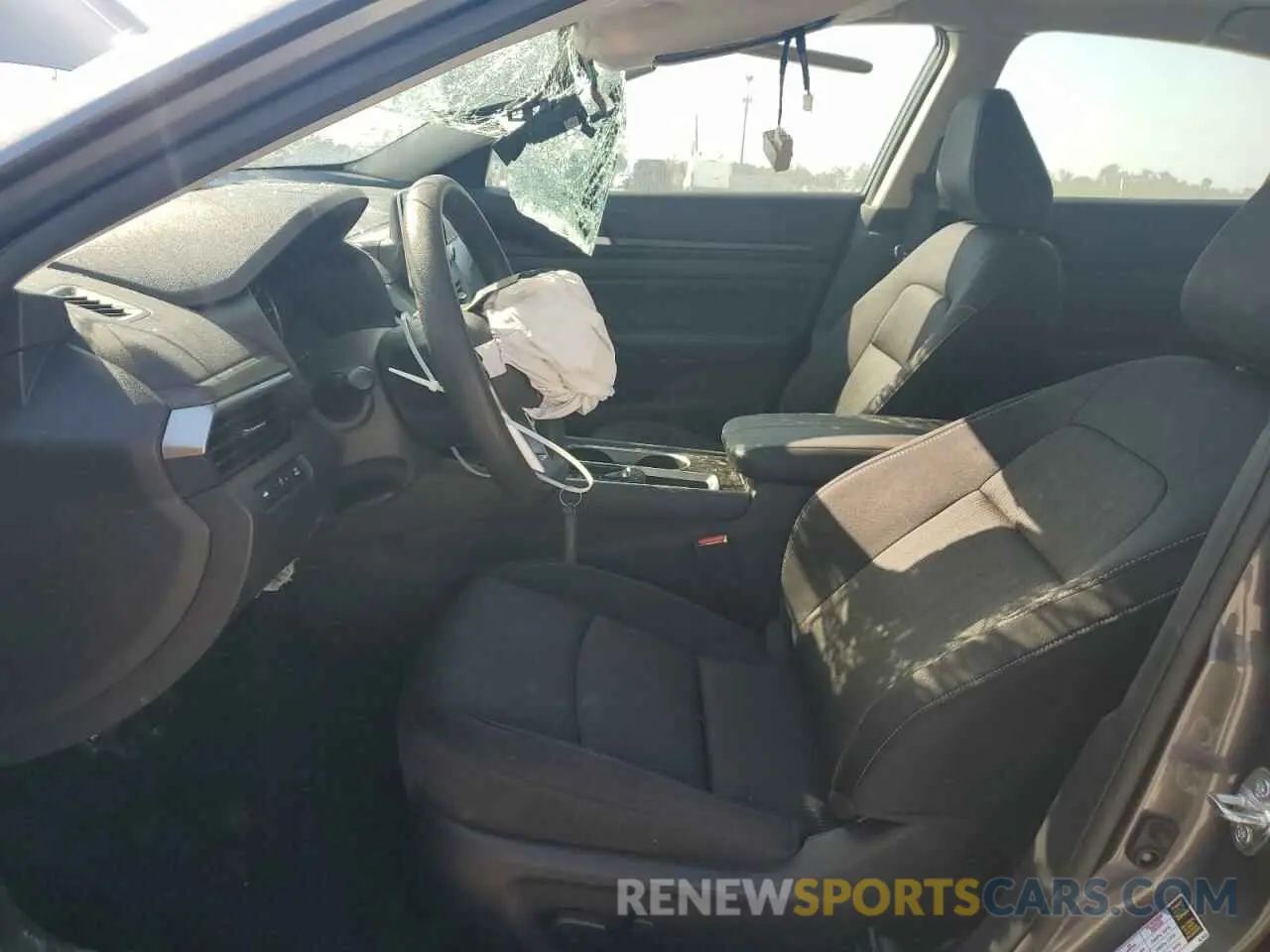 7 Photograph of a damaged car 1N4BL4DV5RN408111 NISSAN ALTIMA 2024