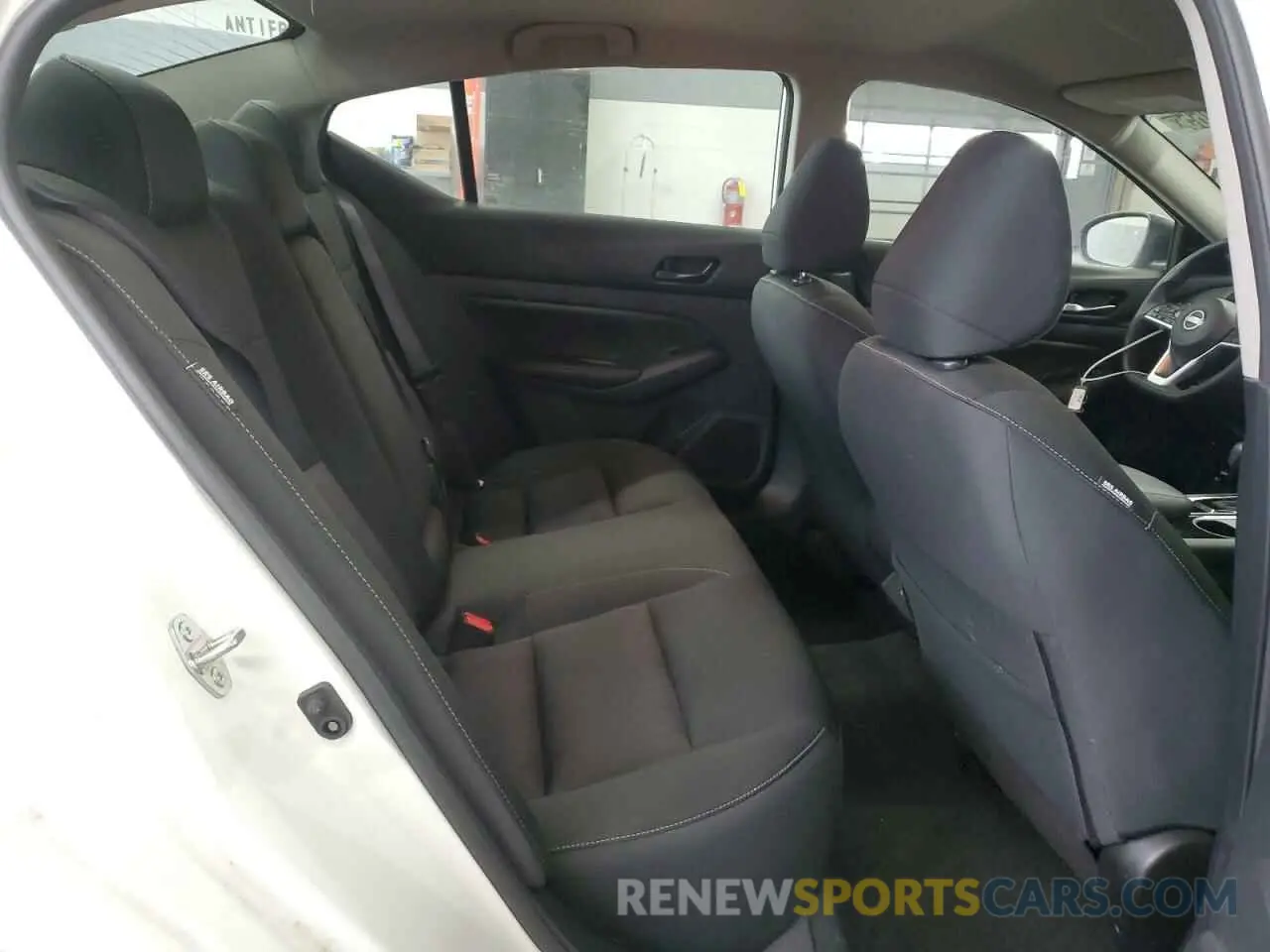 10 Фотография поврежденного автомобиля 1N4BL4DV5RN434028 NISSAN ALTIMA 2024