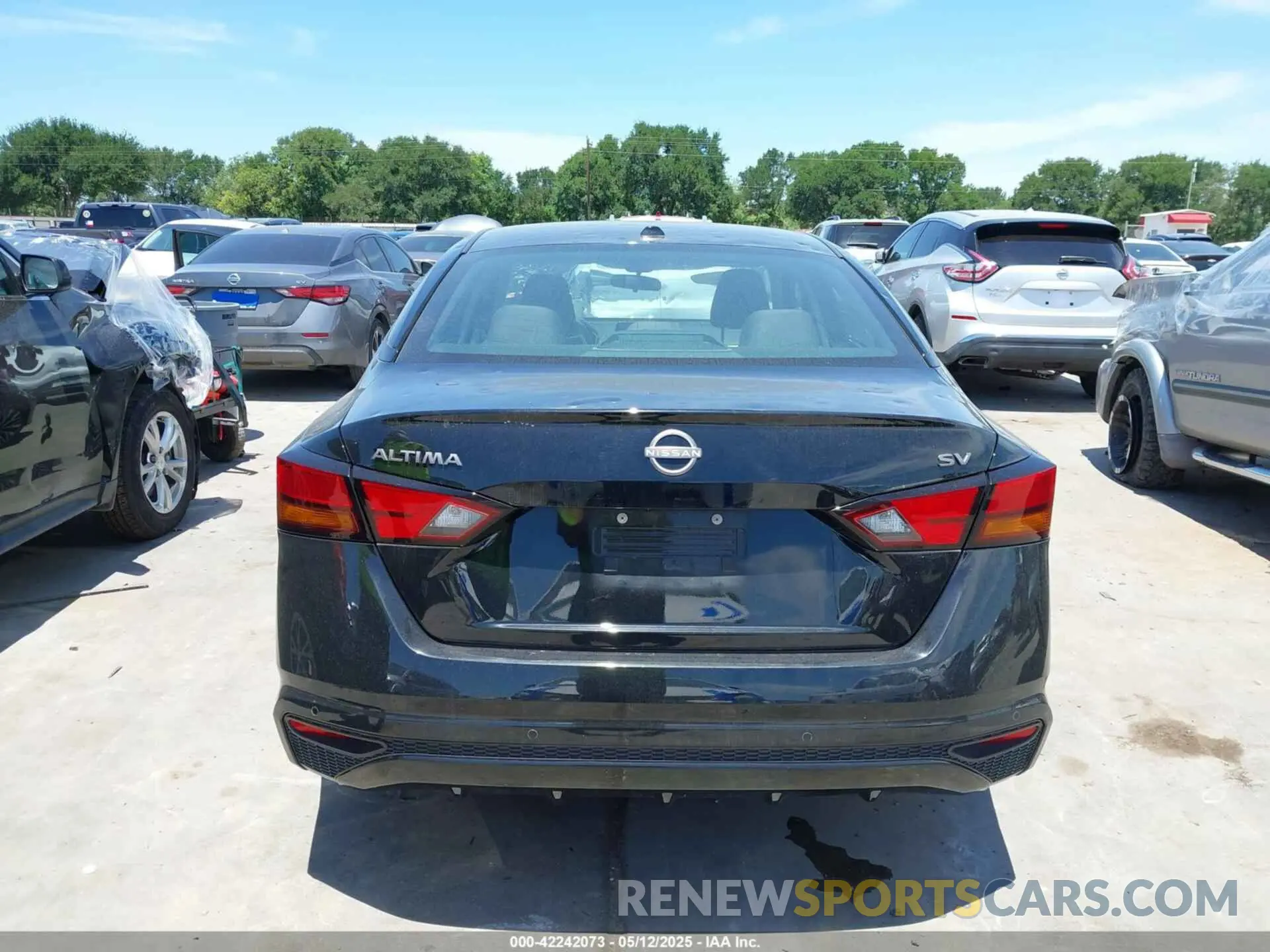 16 Photograph of a damaged car 1N4BL4DV6RN306607 NISSAN ALTIMA 2024