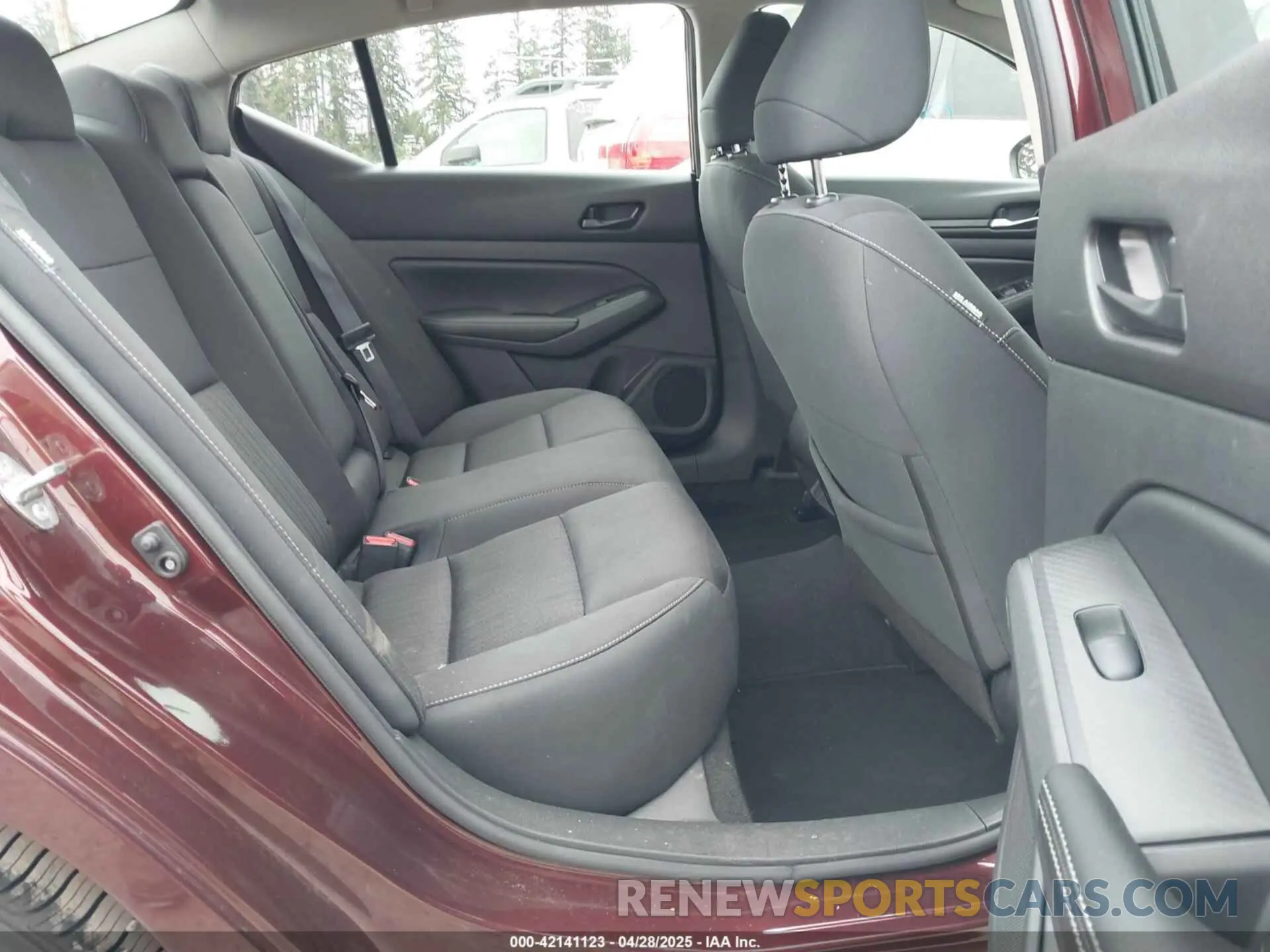 8 Фотография поврежденного автомобиля 1N4BL4DV6RN308342 NISSAN ALTIMA 2024
