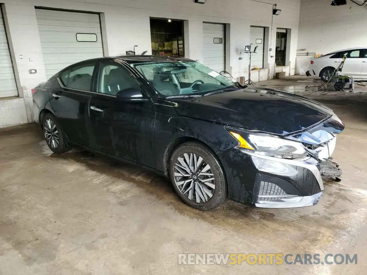4 Фотография поврежденного автомобиля 1N4BL4DV6RN348453 NISSAN ALTIMA 2024