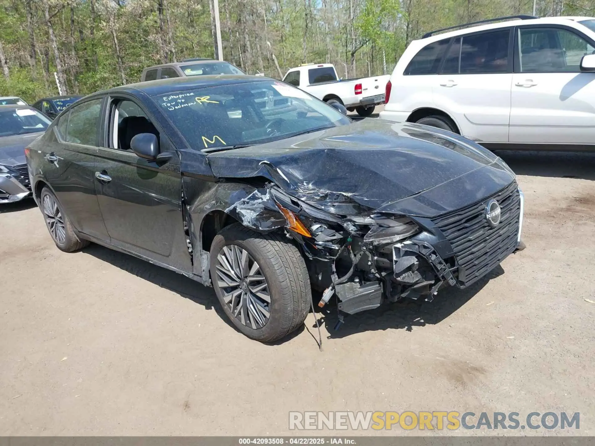 1 Photograph of a damaged car 1N4BL4DV6RN365012 NISSAN ALTIMA 2024