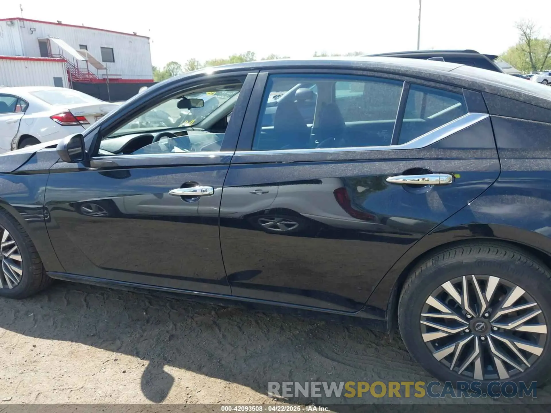 13 Фотография поврежденного автомобиля 1N4BL4DV6RN365012 NISSAN ALTIMA 2024