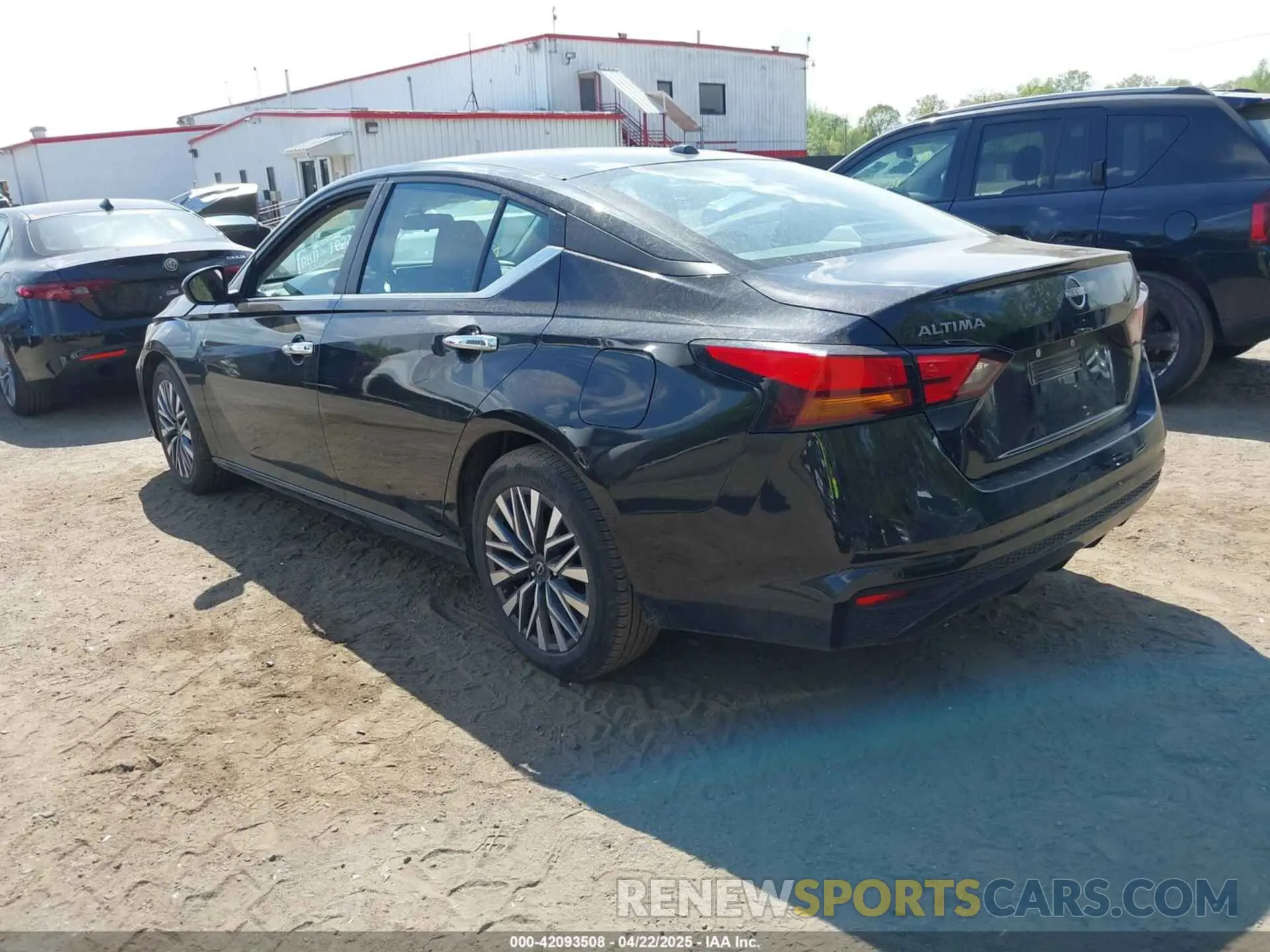 3 Фотография поврежденного автомобиля 1N4BL4DV6RN365012 NISSAN ALTIMA 2024