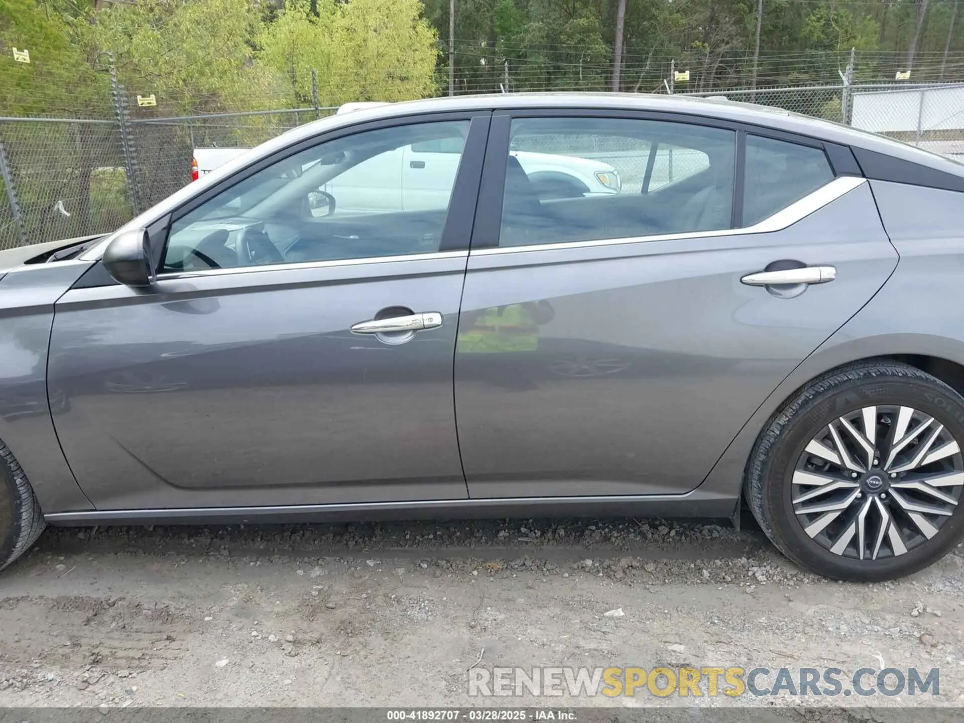 14 Фотография поврежденного автомобиля 1N4BL4DV6RN385681 NISSAN ALTIMA 2024