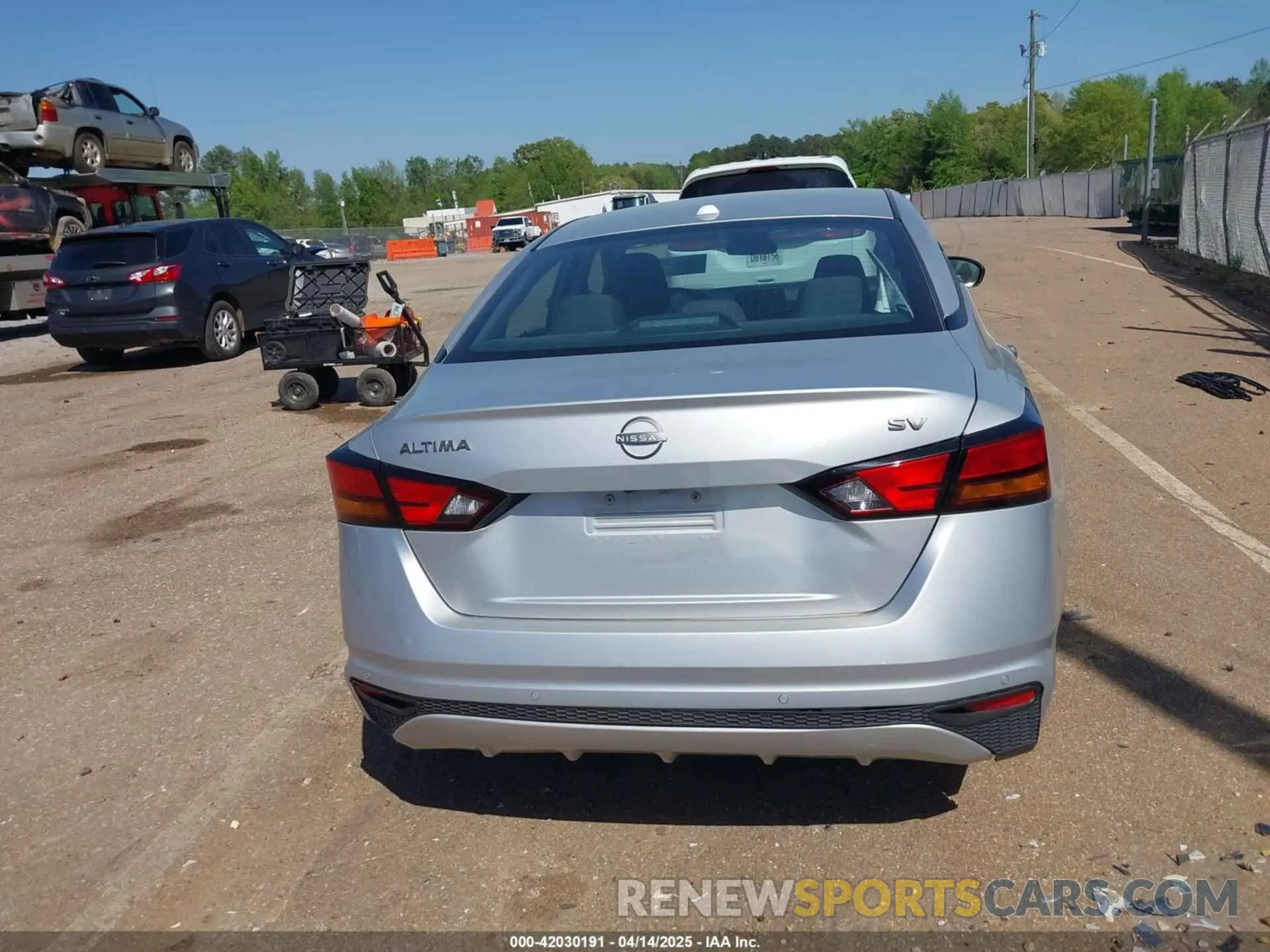 17 Photograph of a damaged car 1N4BL4DV7RN304784 NISSAN ALTIMA 2024