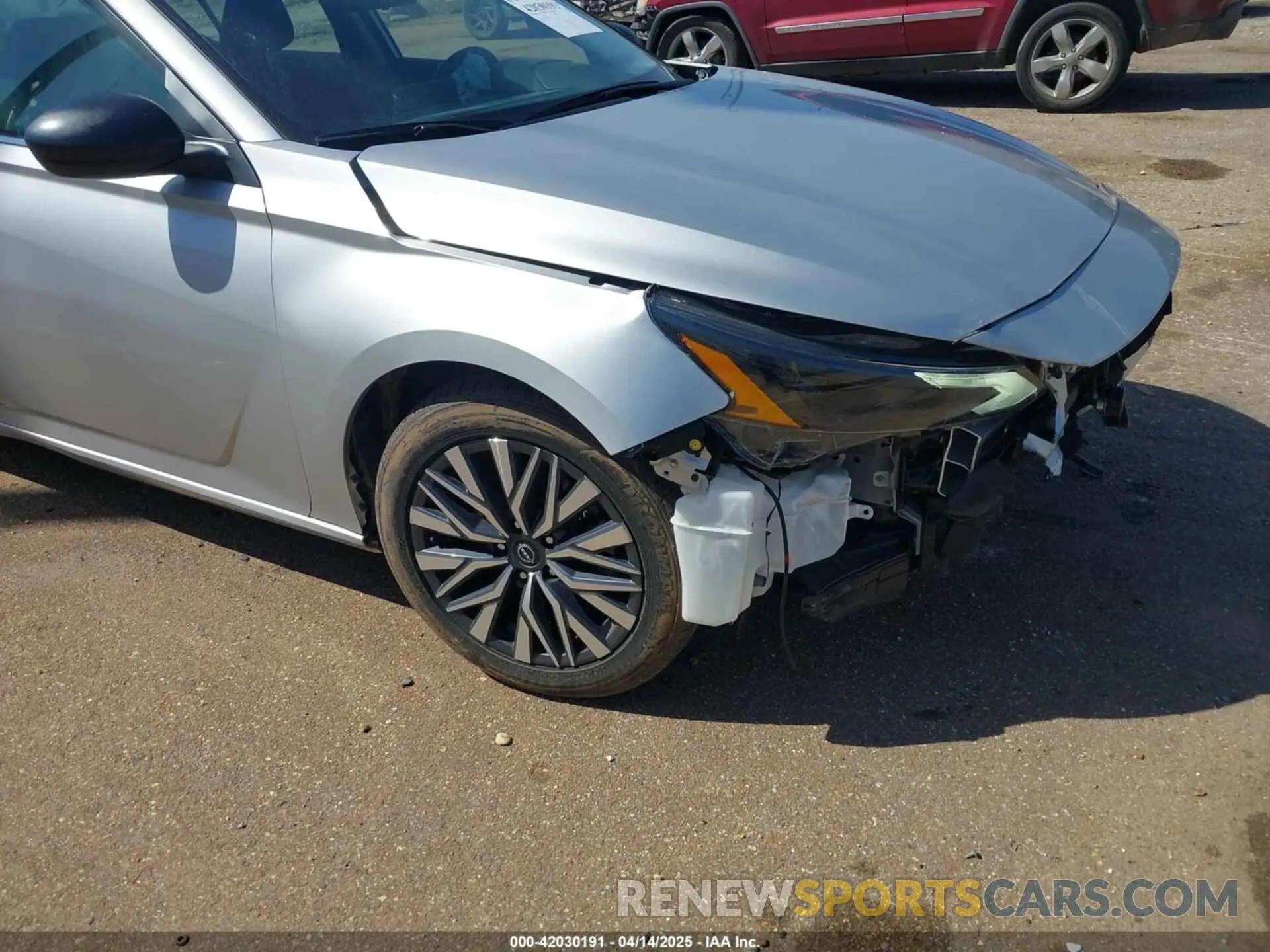 19 Photograph of a damaged car 1N4BL4DV7RN304784 NISSAN ALTIMA 2024