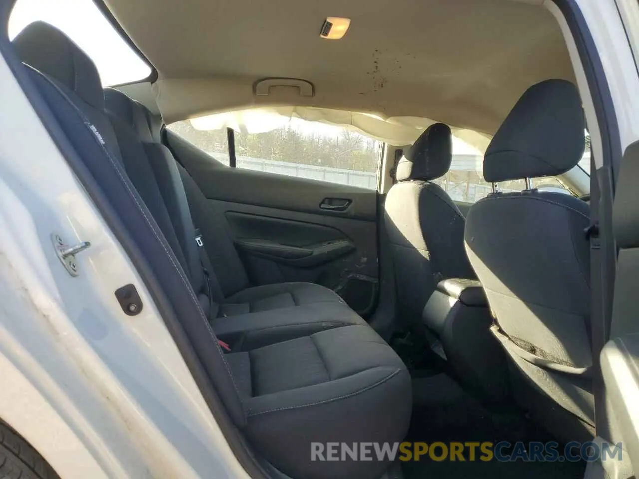 10 Фотография поврежденного автомобиля 1N4BL4DV7RN307538 NISSAN ALTIMA 2024