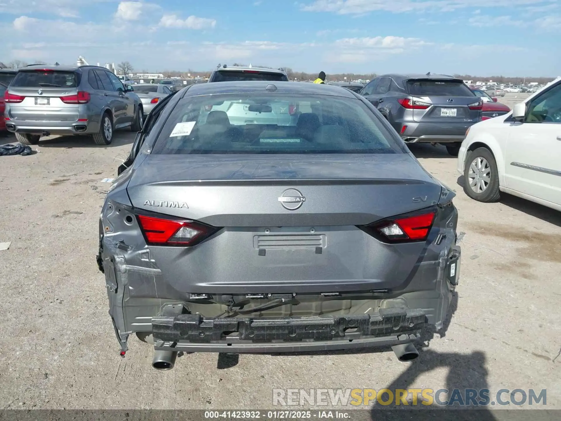 17 Фотография поврежденного автомобиля 1N4BL4DV7RN327708 NISSAN ALTIMA 2024