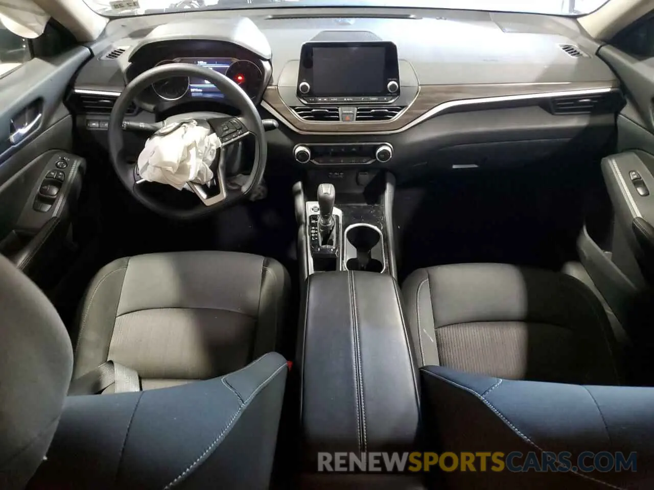 8 Photograph of a damaged car 1N4BL4DV7RN354164 NISSAN ALTIMA 2024