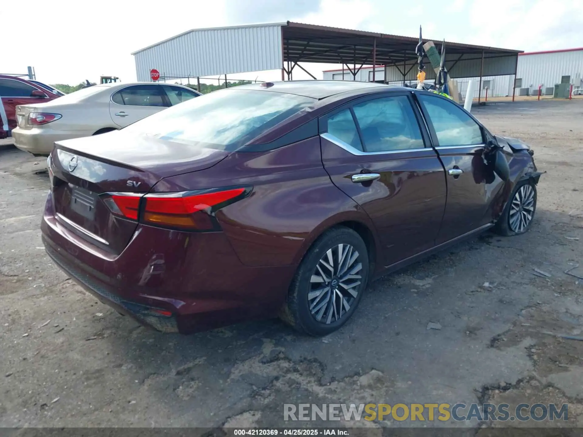 4 Photograph of a damaged car 1N4BL4DV7RN358554 NISSAN ALTIMA 2024
