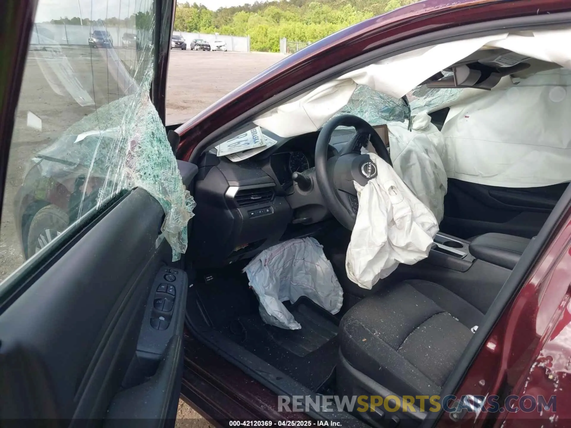 5 Photograph of a damaged car 1N4BL4DV7RN358554 NISSAN ALTIMA 2024