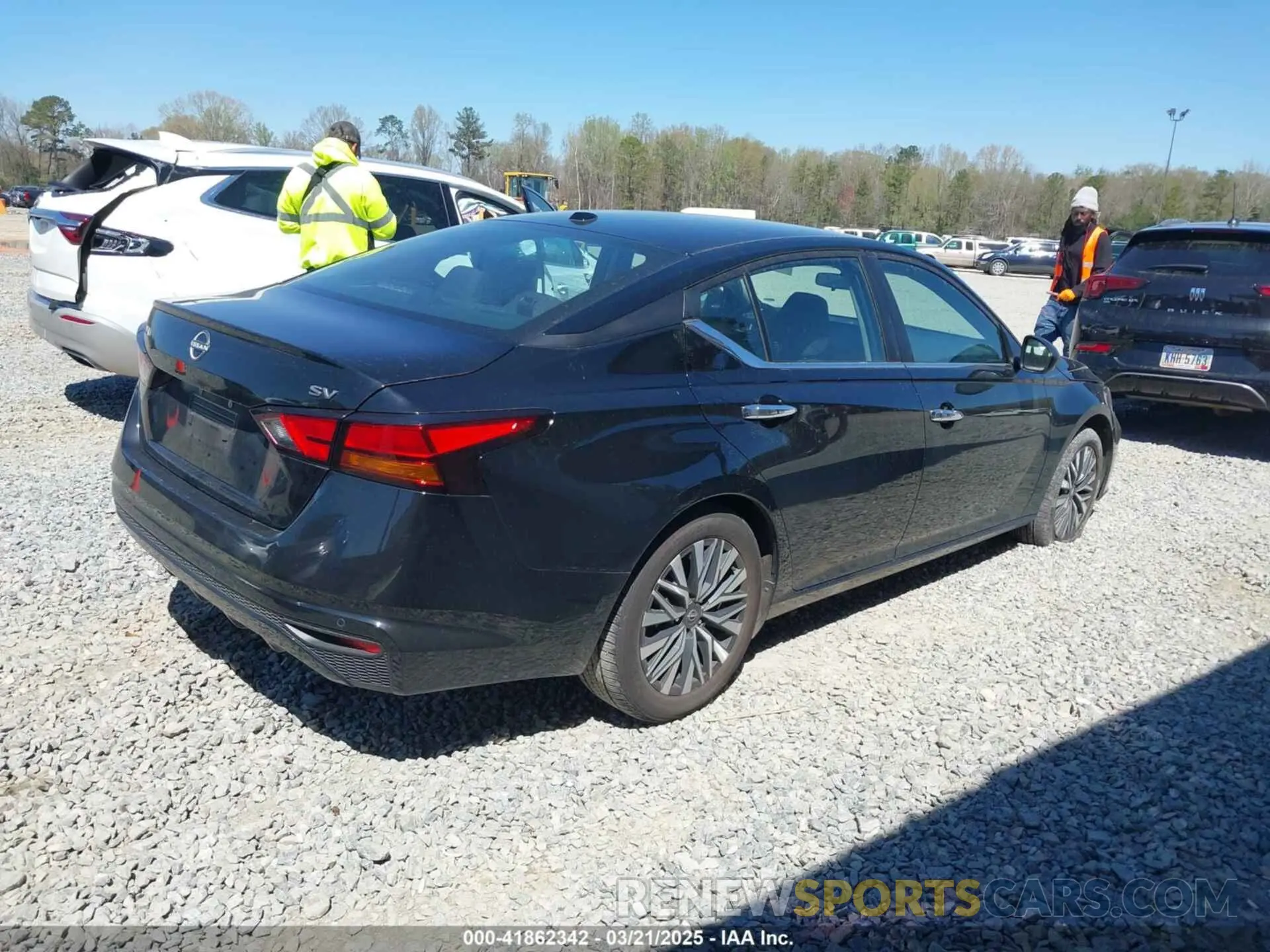 4 Photograph of a damaged car 1N4BL4DV7RN377329 NISSAN ALTIMA 2024