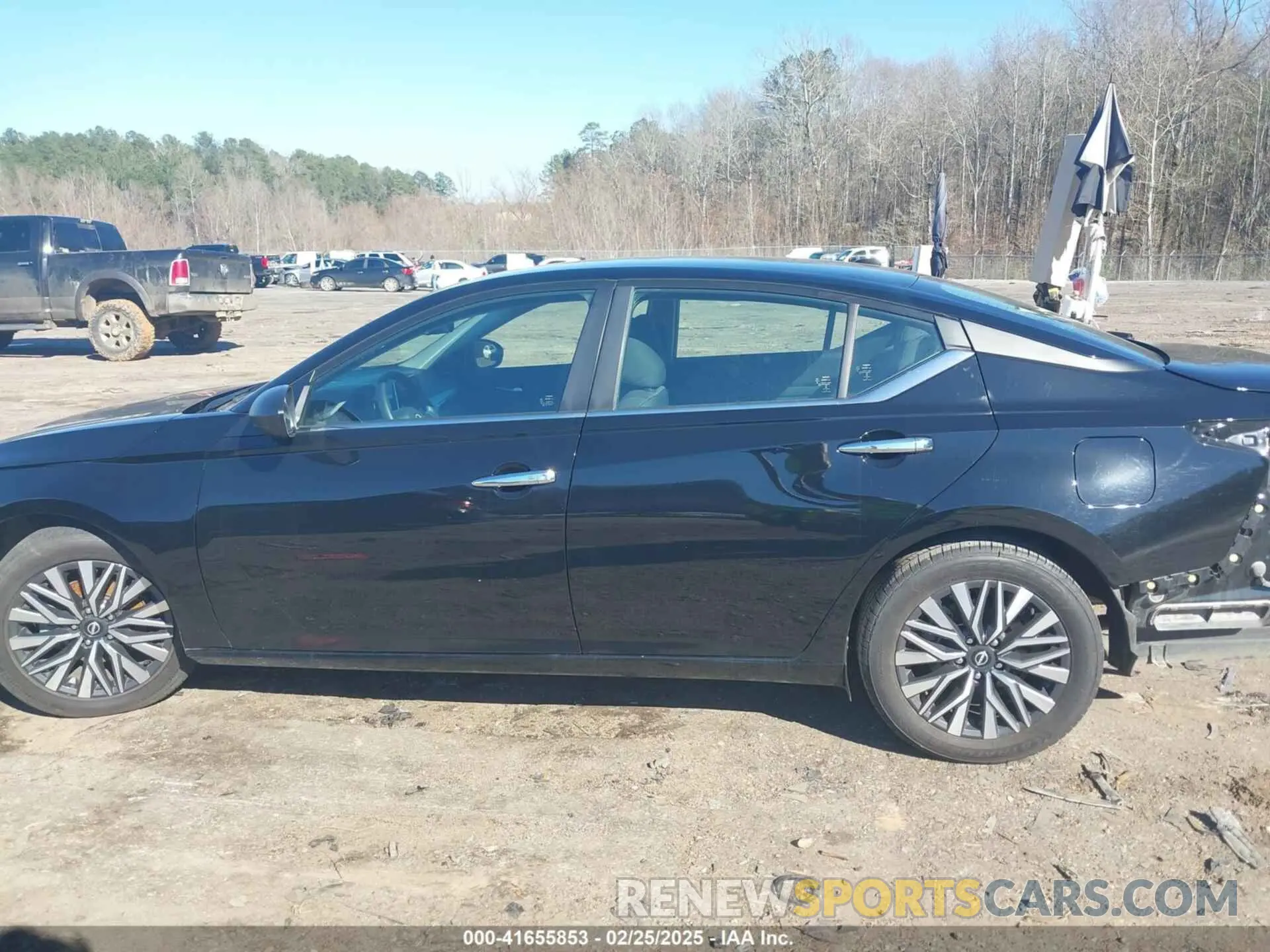 15 Photograph of a damaged car 1N4BL4DV8RN307886 NISSAN ALTIMA 2024