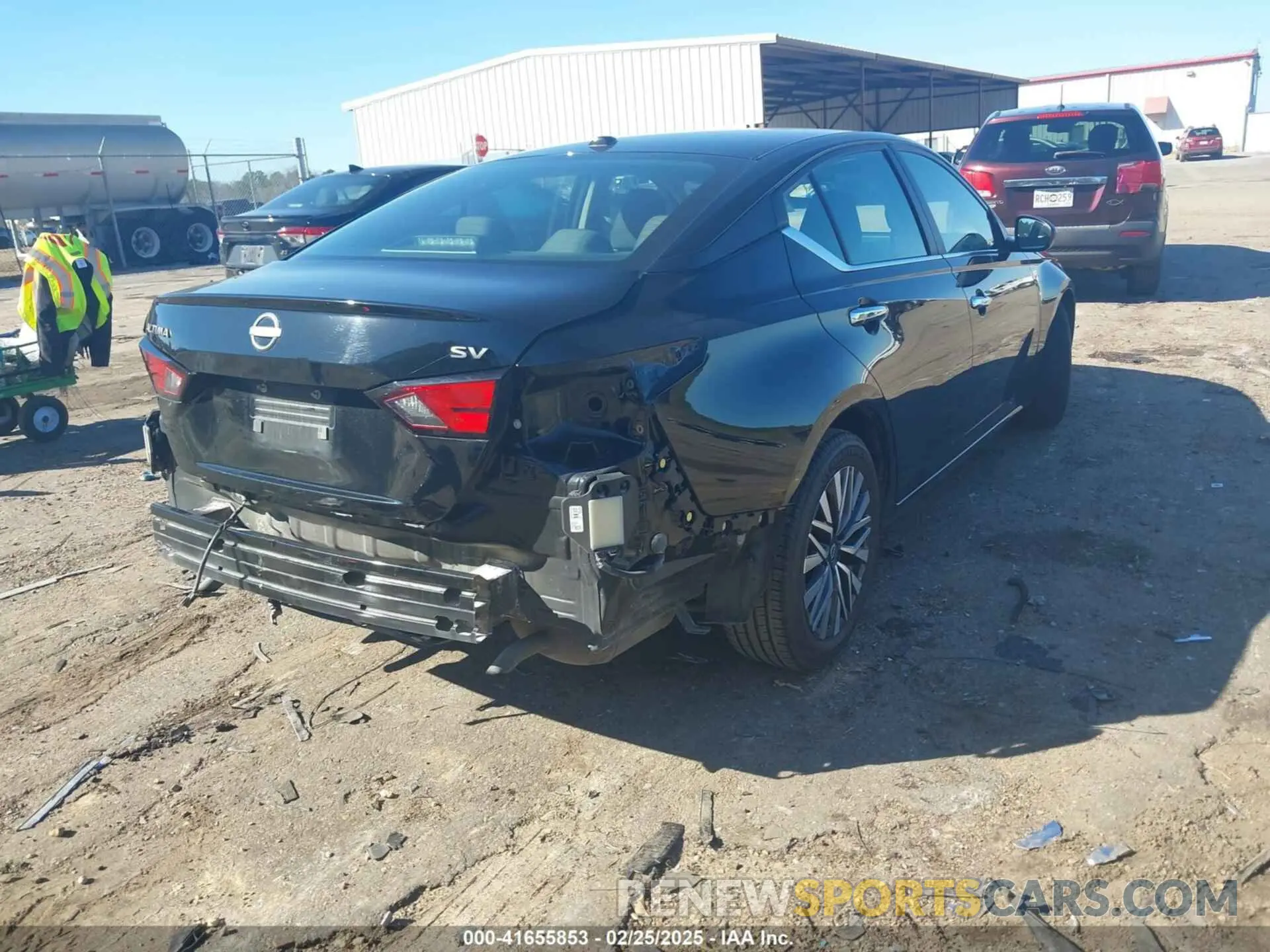 4 Photograph of a damaged car 1N4BL4DV8RN307886 NISSAN ALTIMA 2024