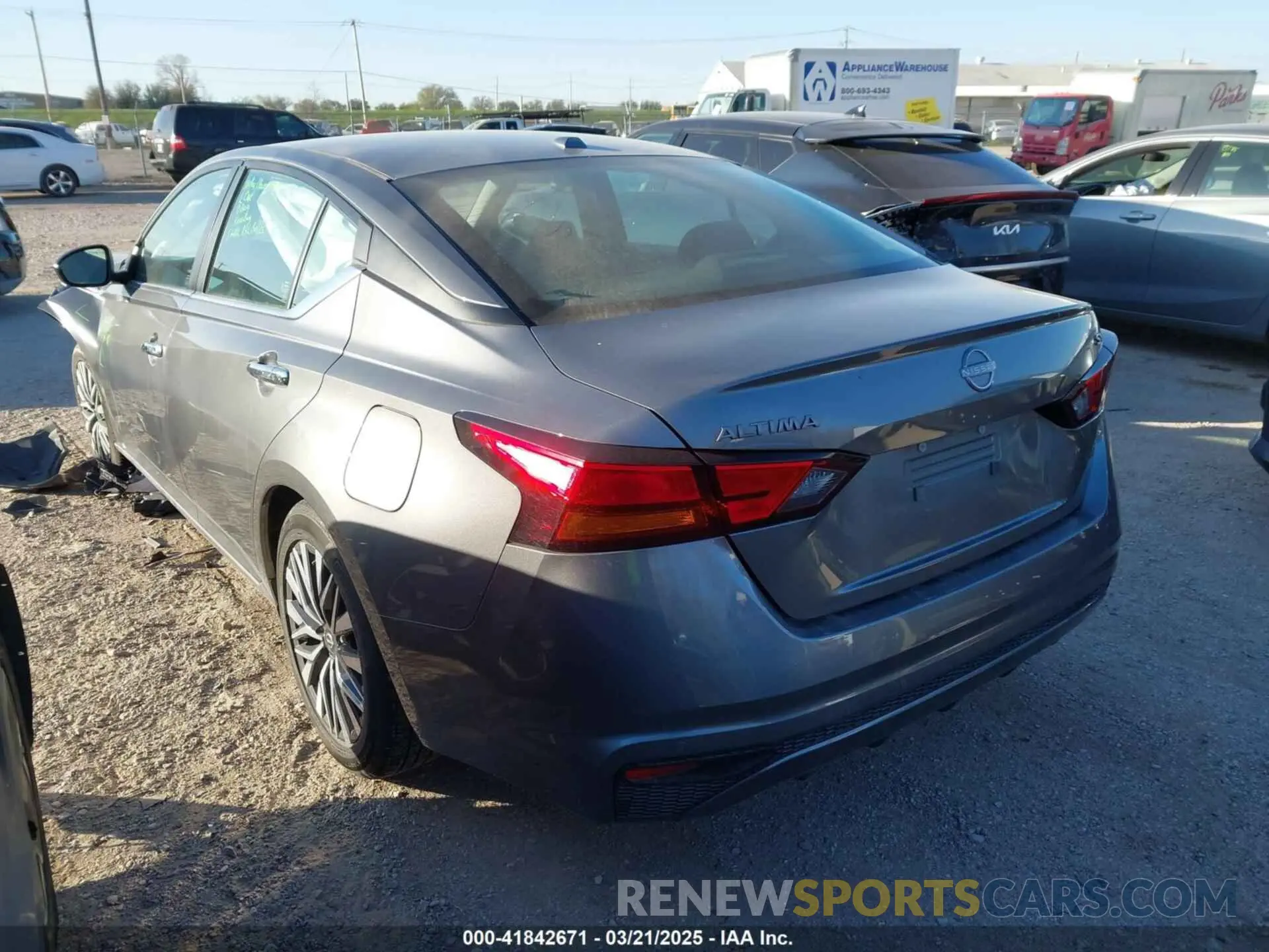 3 Photograph of a damaged car 1N4BL4DV8RN313428 NISSAN ALTIMA 2024