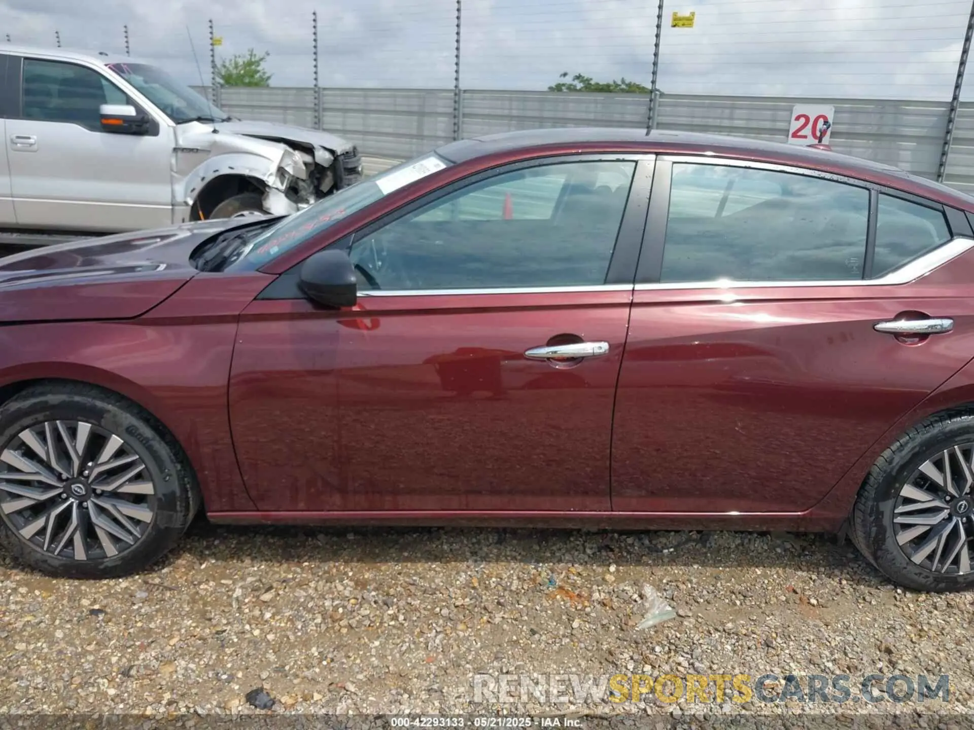 14 Фотография поврежденного автомобиля 1N4BL4DV8RN319729 NISSAN ALTIMA 2024