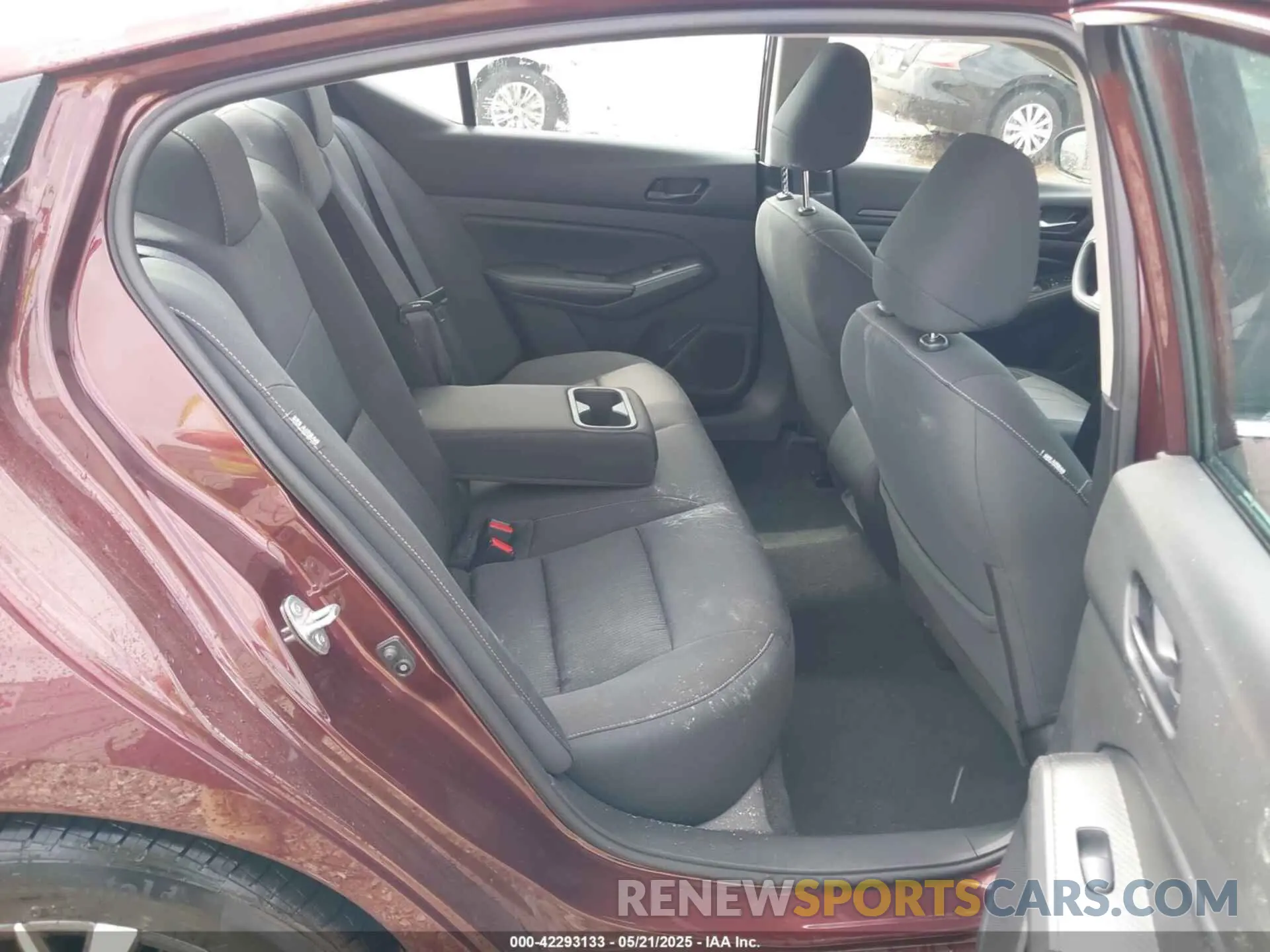 8 Фотография поврежденного автомобиля 1N4BL4DV8RN319729 NISSAN ALTIMA 2024