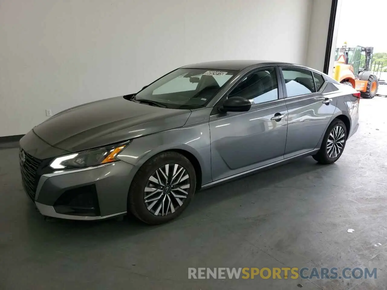 1 Photograph of a damaged car 1N4BL4DV8RN321223 NISSAN ALTIMA 2024