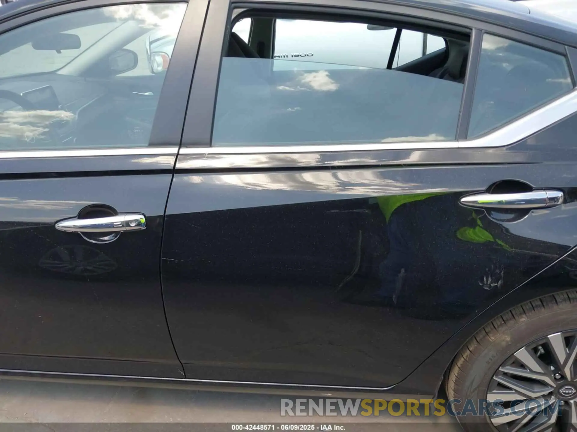 15 Photograph of a damaged car 1N4BL4DV8RN347255 NISSAN ALTIMA 2024