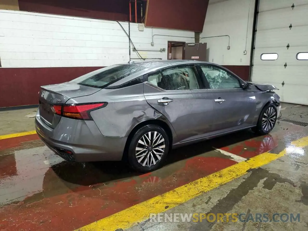 3 Photograph of a damaged car 1N4BL4DV8RN369112 NISSAN ALTIMA 2024