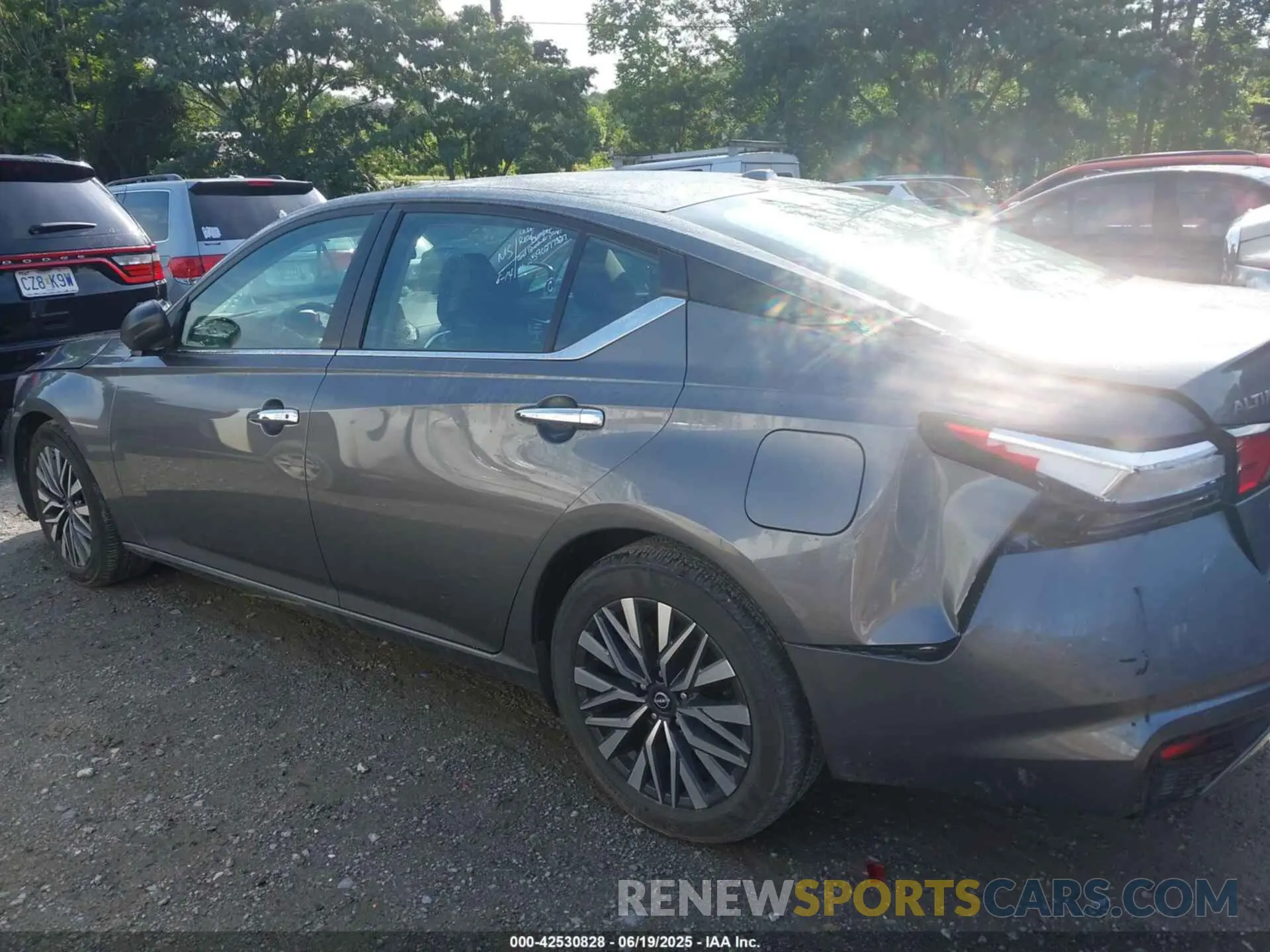 14 Фотография поврежденного автомобиля 1N4BL4DV8RN381776 NISSAN ALTIMA 2024