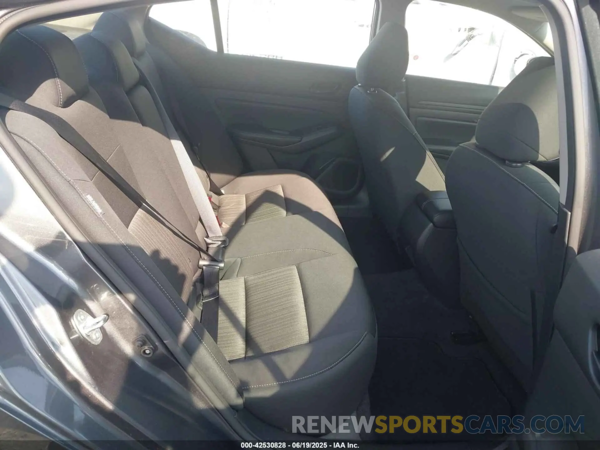 8 Фотография поврежденного автомобиля 1N4BL4DV8RN381776 NISSAN ALTIMA 2024