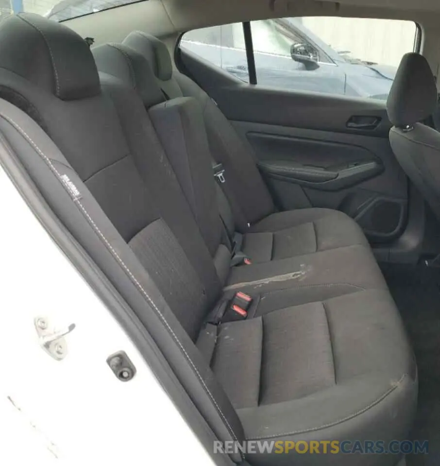 10 Photograph of a damaged car 1N4BL4DV8RN429650 NISSAN ALTIMA 2024
