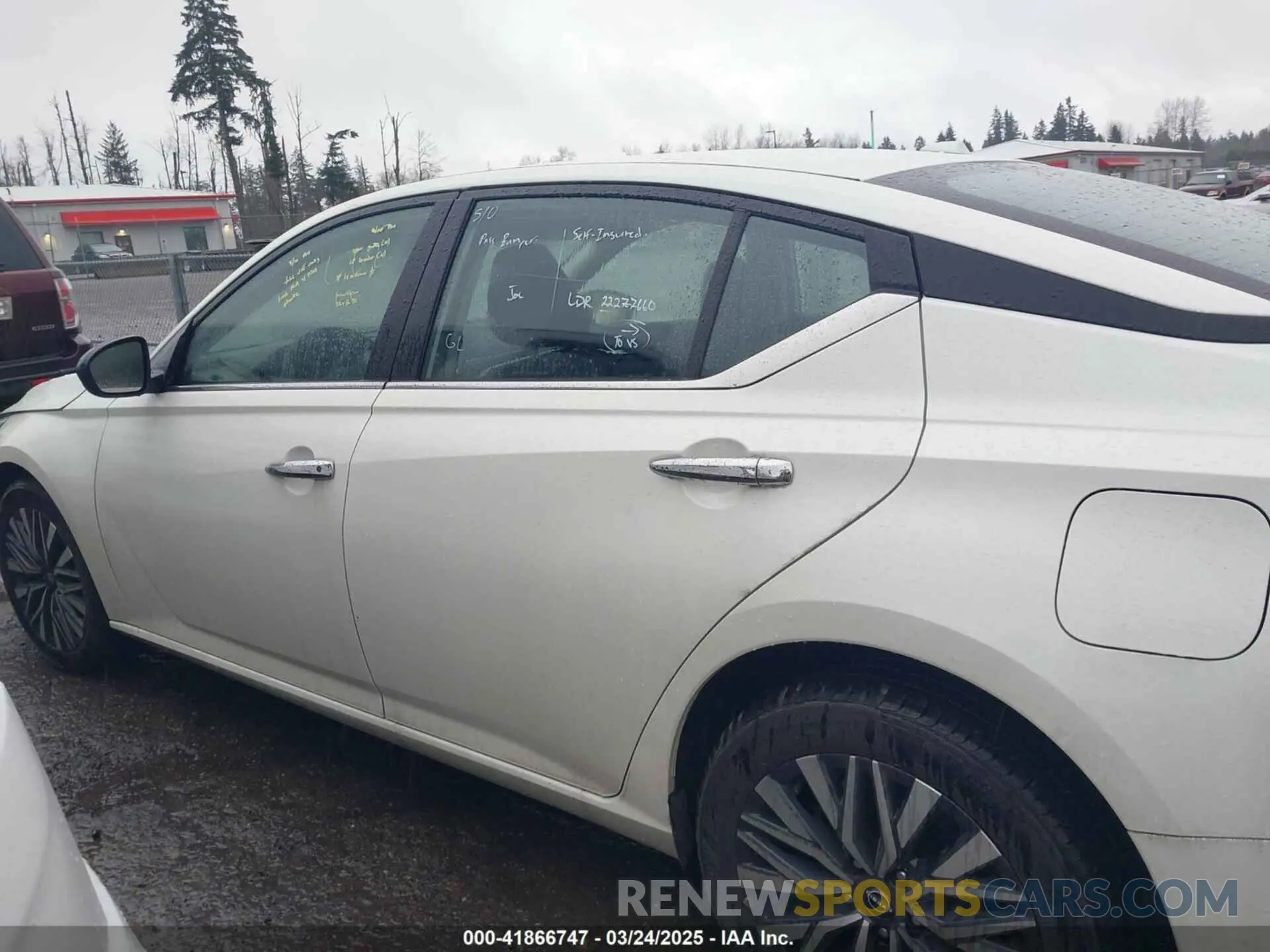14 Фотография поврежденного автомобиля 1N4BL4DV8RN432726 NISSAN ALTIMA 2024