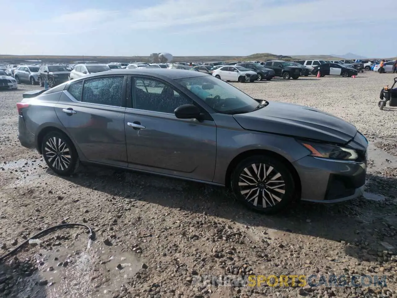 4 Photograph of a damaged car 1N4BL4DV9RN313762 NISSAN ALTIMA 2024