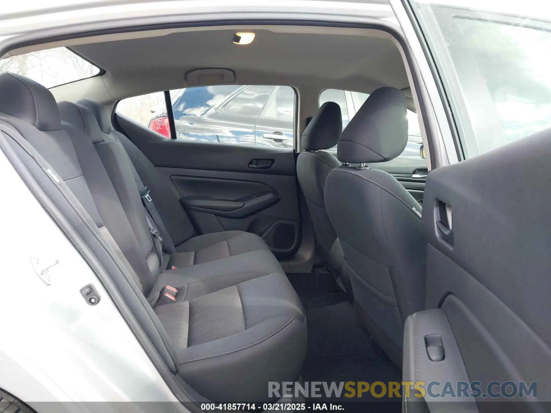 8 Photograph of a damaged car 1N4BL4DV9RN347104 NISSAN ALTIMA 2024
