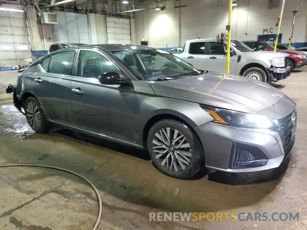 4 Photograph of a damaged car 1N4BL4DV9RN372259 NISSAN ALTIMA 2024