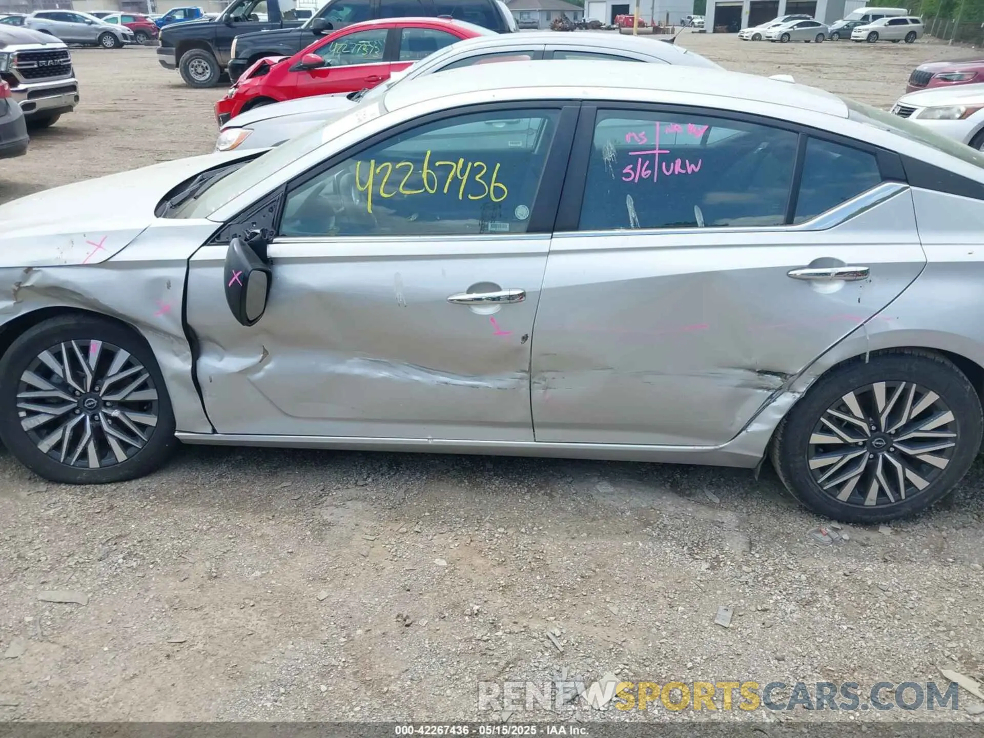 13 Photograph of a damaged car 1N4BL4DV9RN376831 NISSAN ALTIMA 2024
