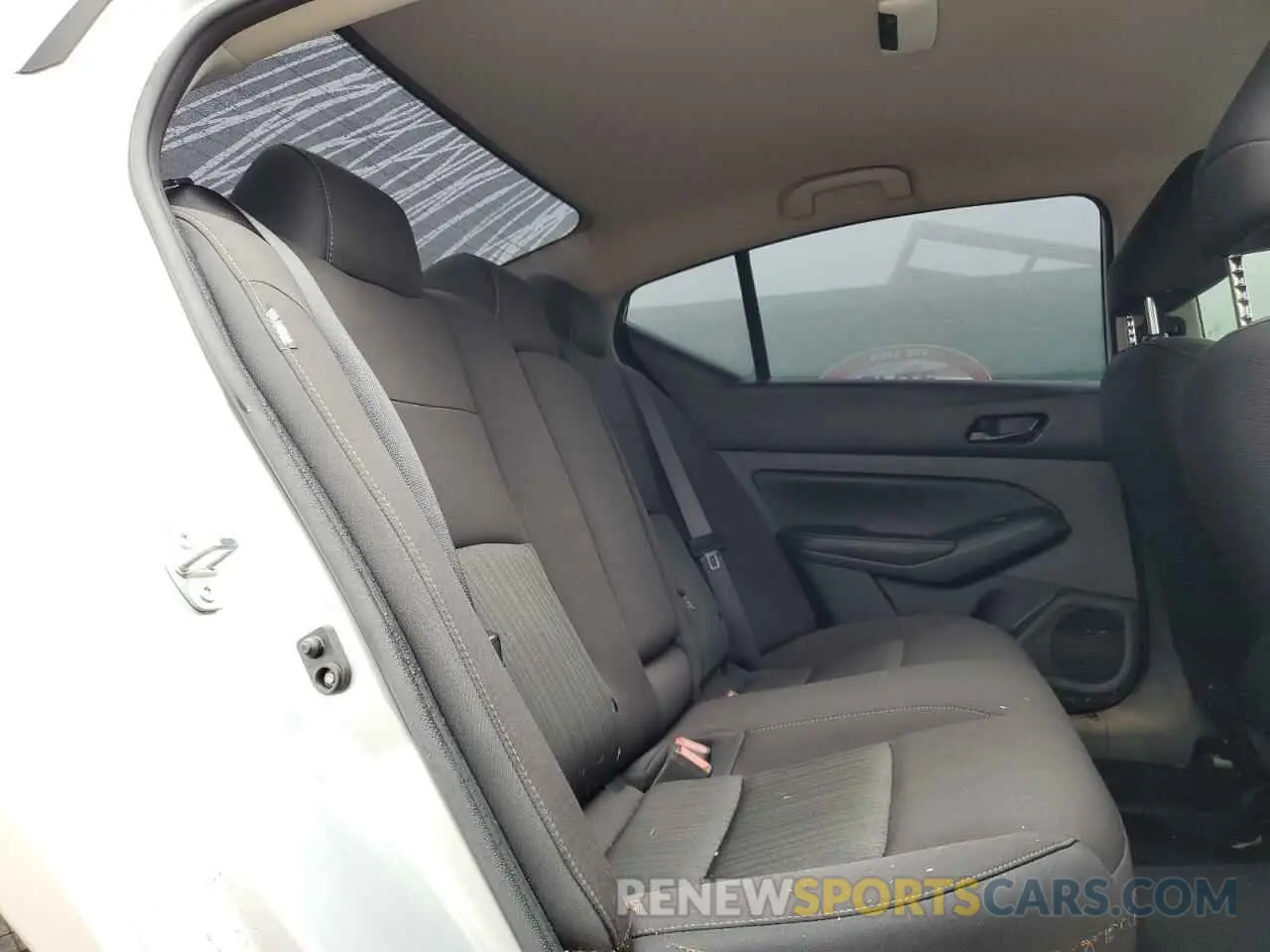 10 Photograph of a damaged car 1N4BL4DVXRN315486 NISSAN ALTIMA 2024