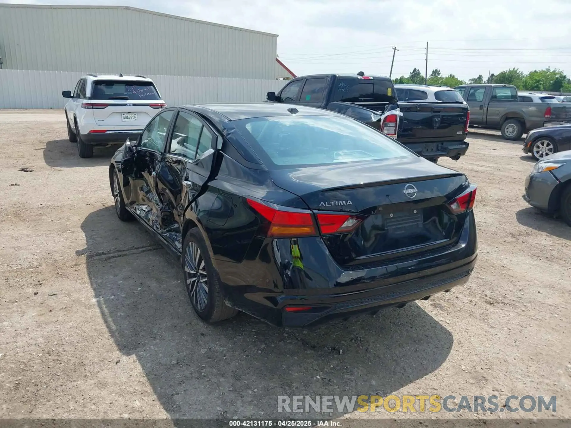 3 Photograph of a damaged car 1N4BL4DVXRN324950 NISSAN ALTIMA 2024