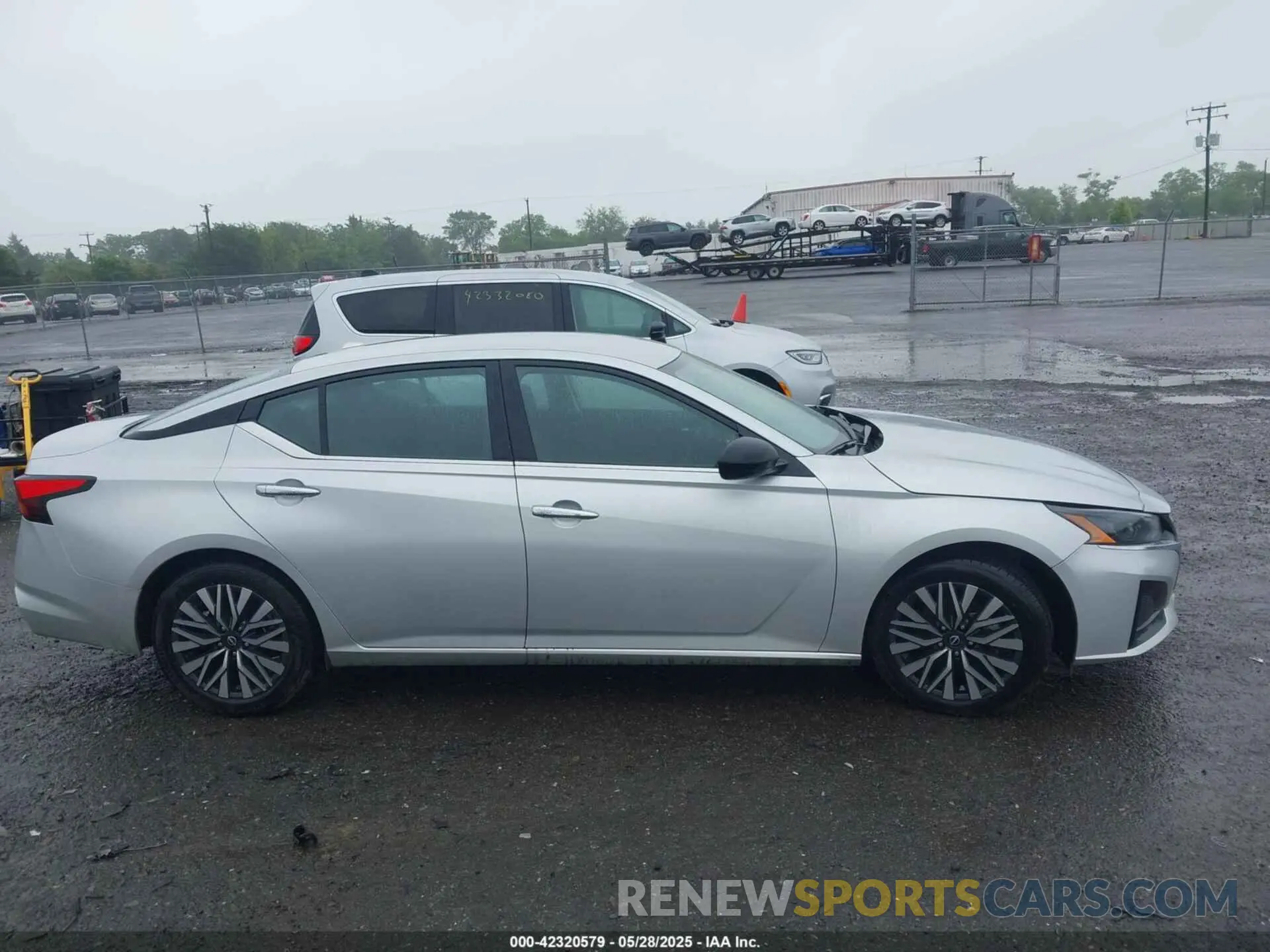 13 Photograph of a damaged car 1N4BL4DVXRN345233 NISSAN ALTIMA 2024