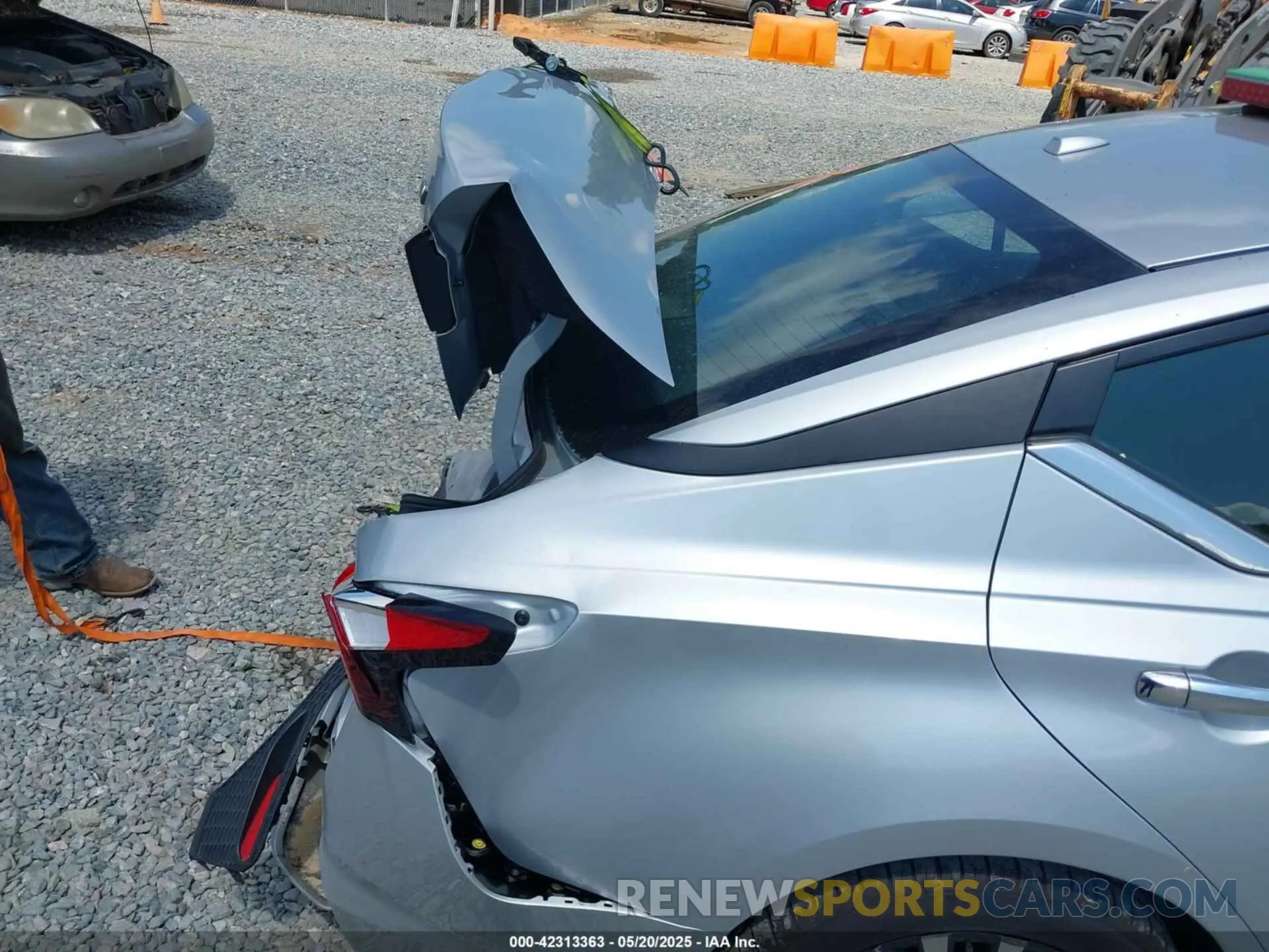18 Photograph of a damaged car 1N4BL4DVXRN352375 NISSAN ALTIMA 2024