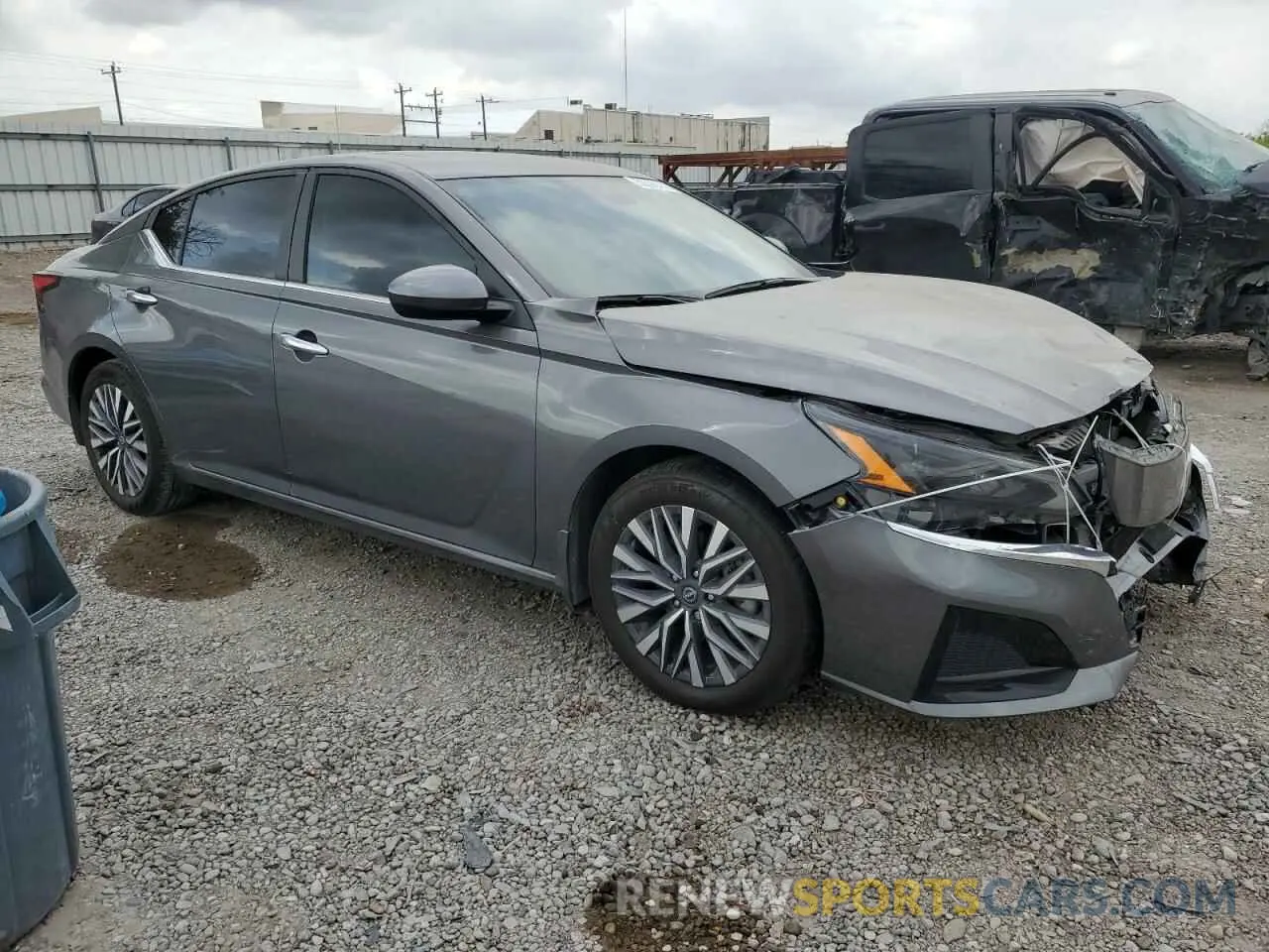 4 Photograph of a damaged car 1N4BL4DVXRN356636 NISSAN ALTIMA 2024