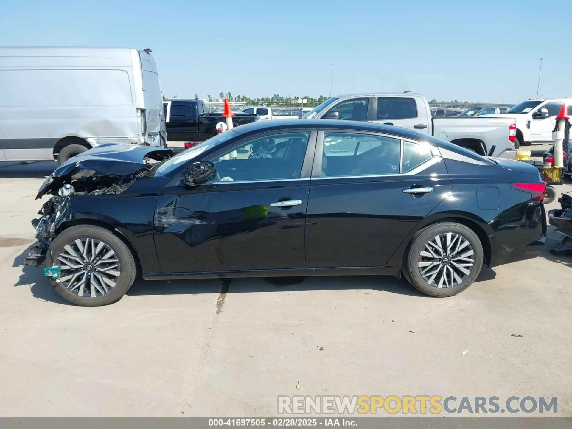 14 Фотография поврежденного автомобиля 1N4BL4DVXRN366342 NISSAN ALTIMA 2024