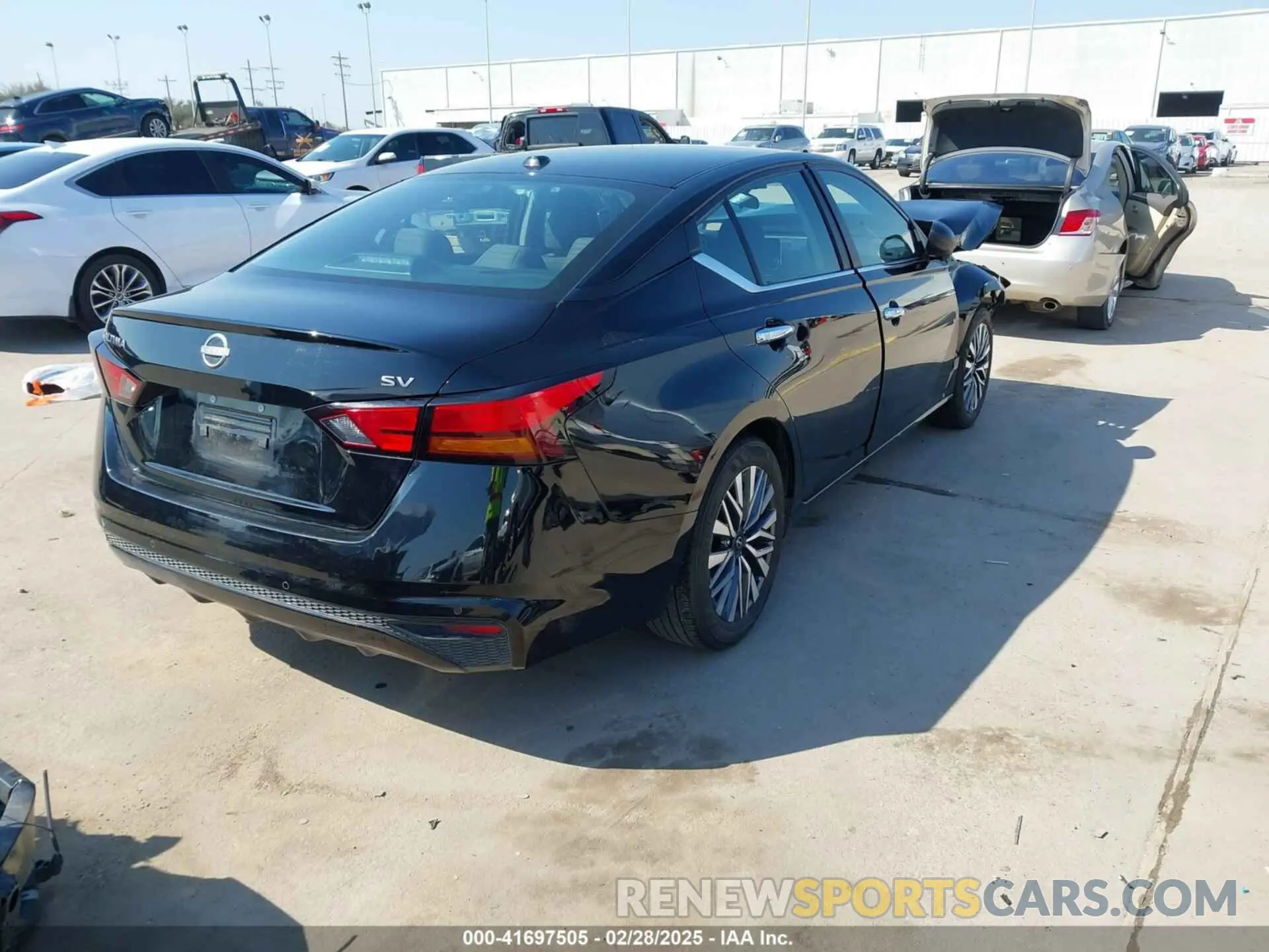 4 Фотография поврежденного автомобиля 1N4BL4DVXRN366342 NISSAN ALTIMA 2024
