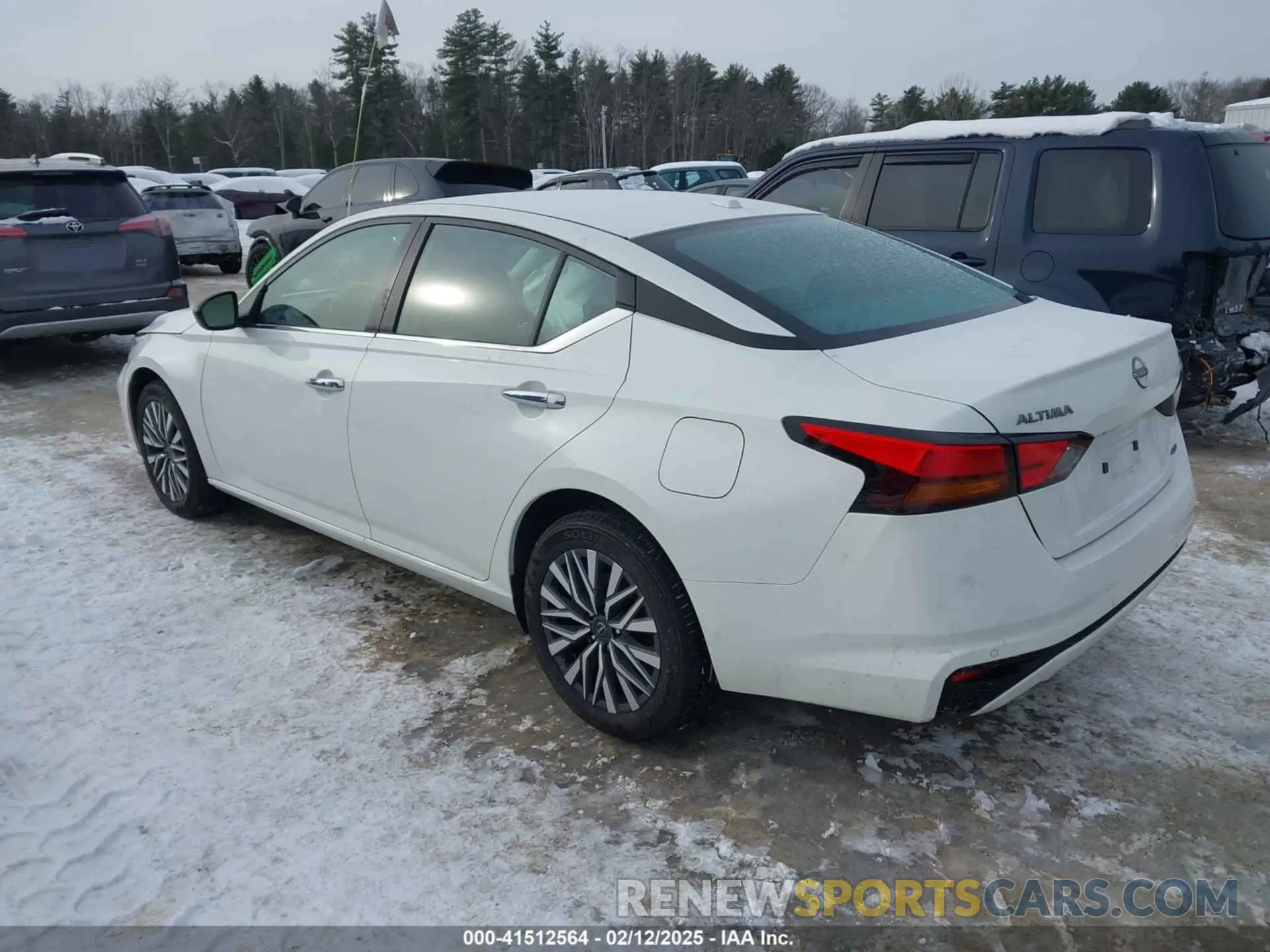 3 Фотография поврежденного автомобиля 1N4BL4DW0RN404542 NISSAN ALTIMA 2024