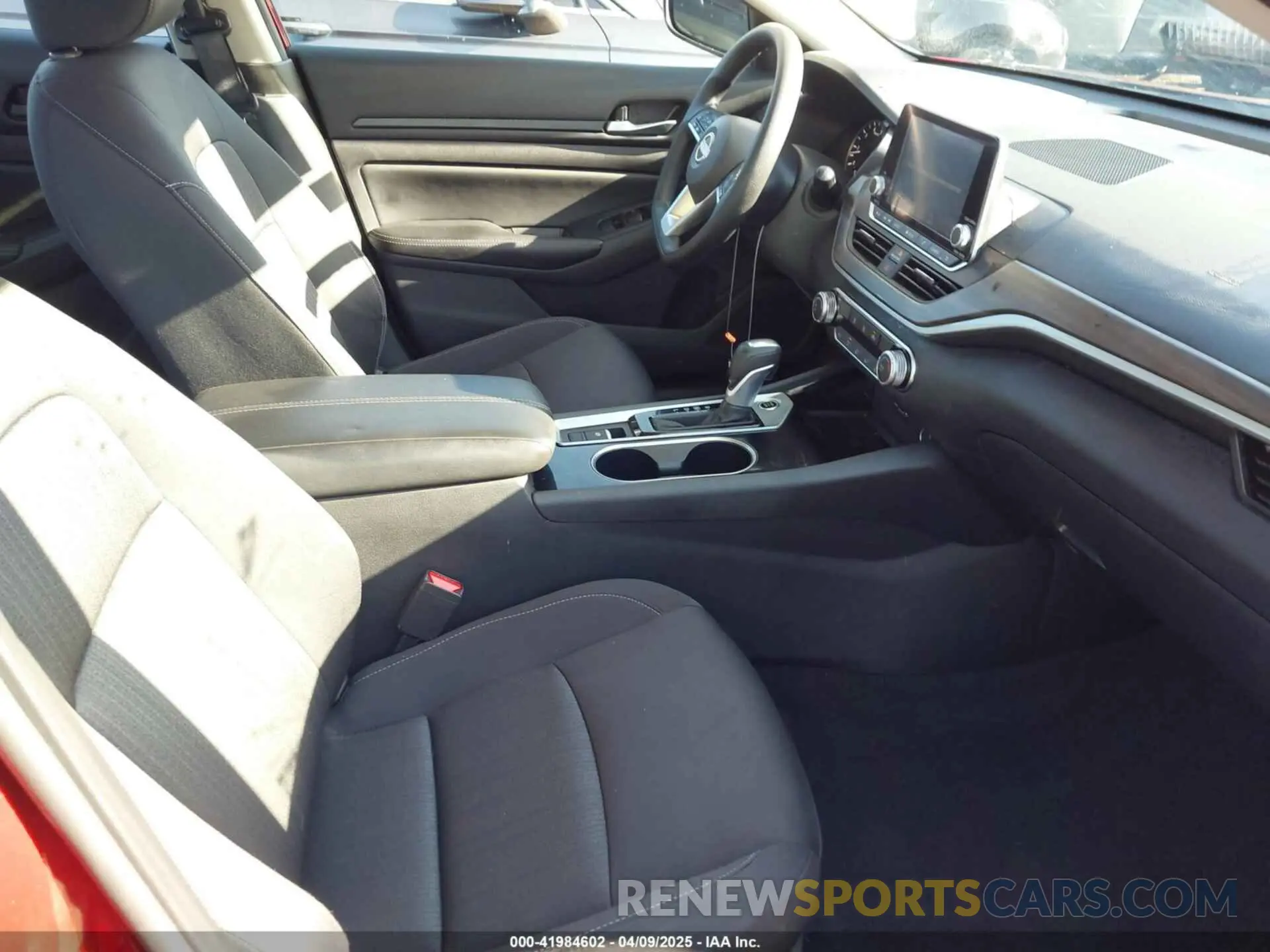 5 Фотография поврежденного автомобиля 1N4BL4DW2RN417180 NISSAN ALTIMA 2024