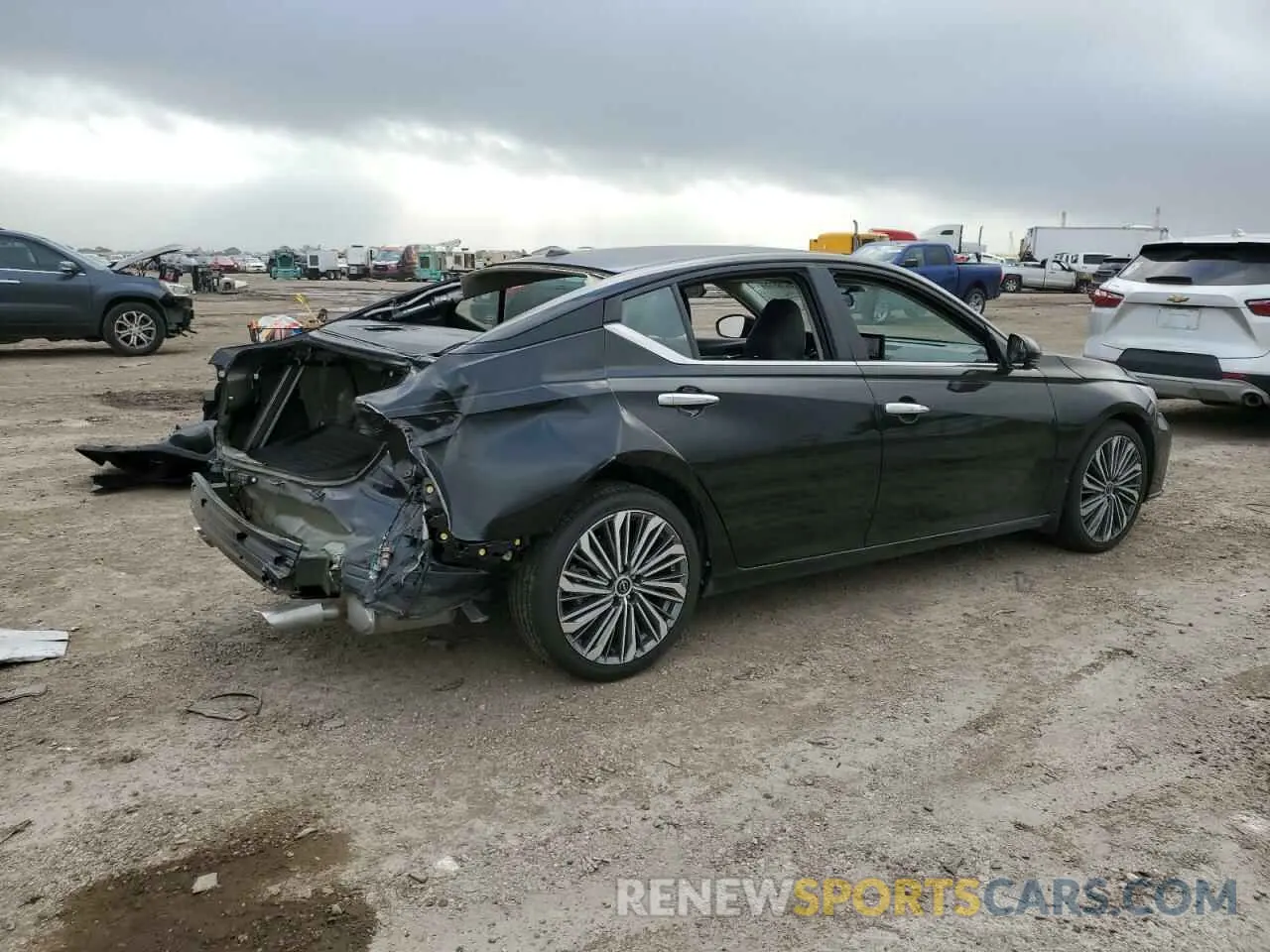 3 Photograph of a damaged car 1N4BL4EV0RN307900 NISSAN ALTIMA 2024