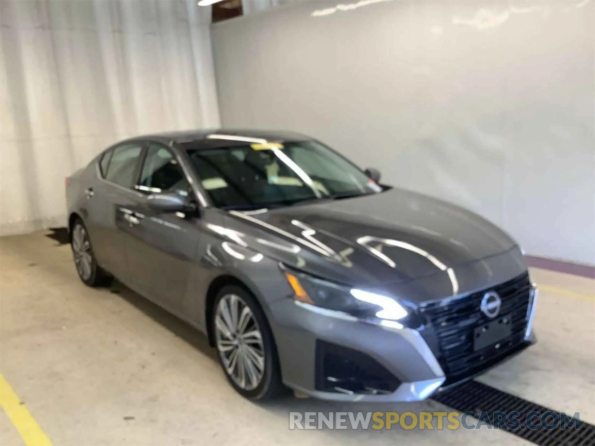 14 Photograph of a damaged car 1N4BL4EV1RN304939 NISSAN ALTIMA 2024