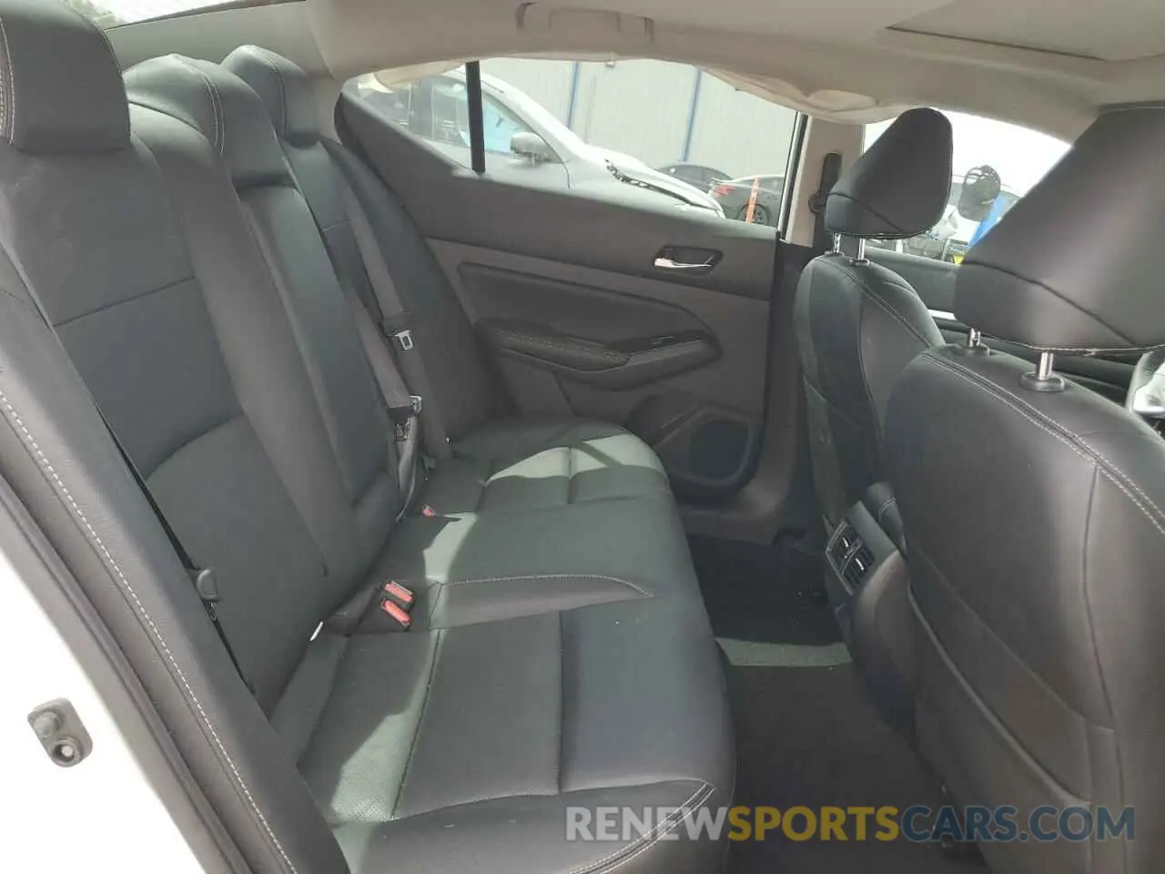 10 Фотография поврежденного автомобиля 1N4BL4EV1RN325614 NISSAN ALTIMA 2024