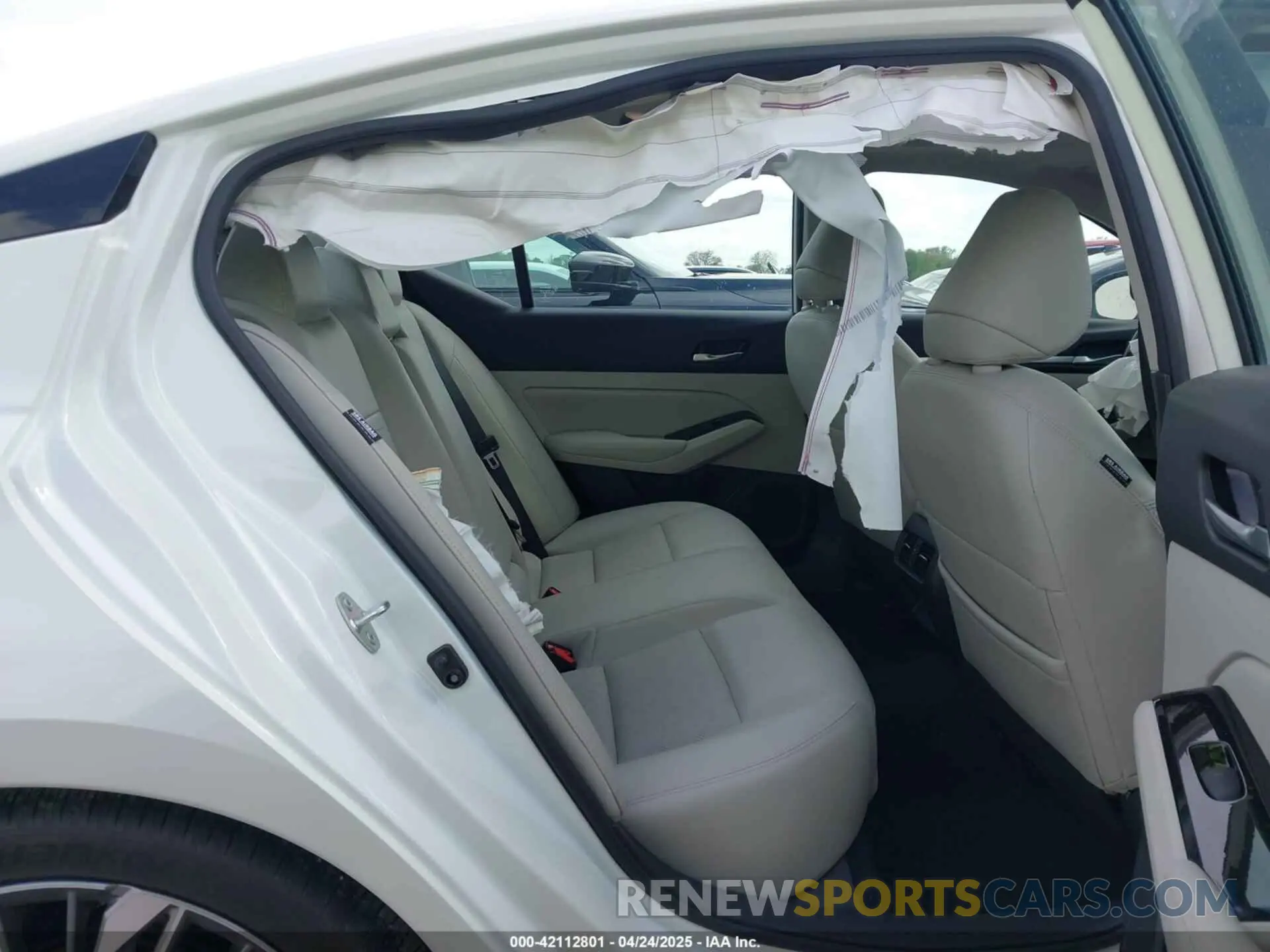 8 Фотография поврежденного автомобиля 1N4BL4EV2RN318915 NISSAN ALTIMA 2024